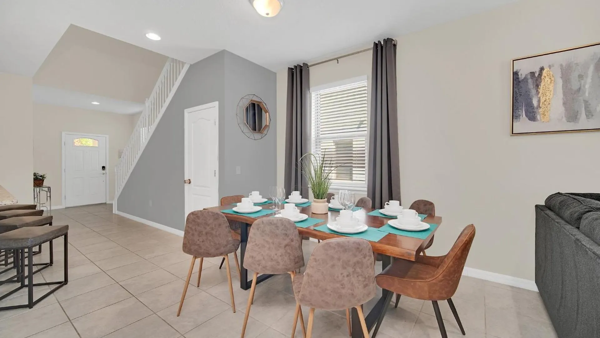 Luxurious Retreat Near Disney: Pool & Game