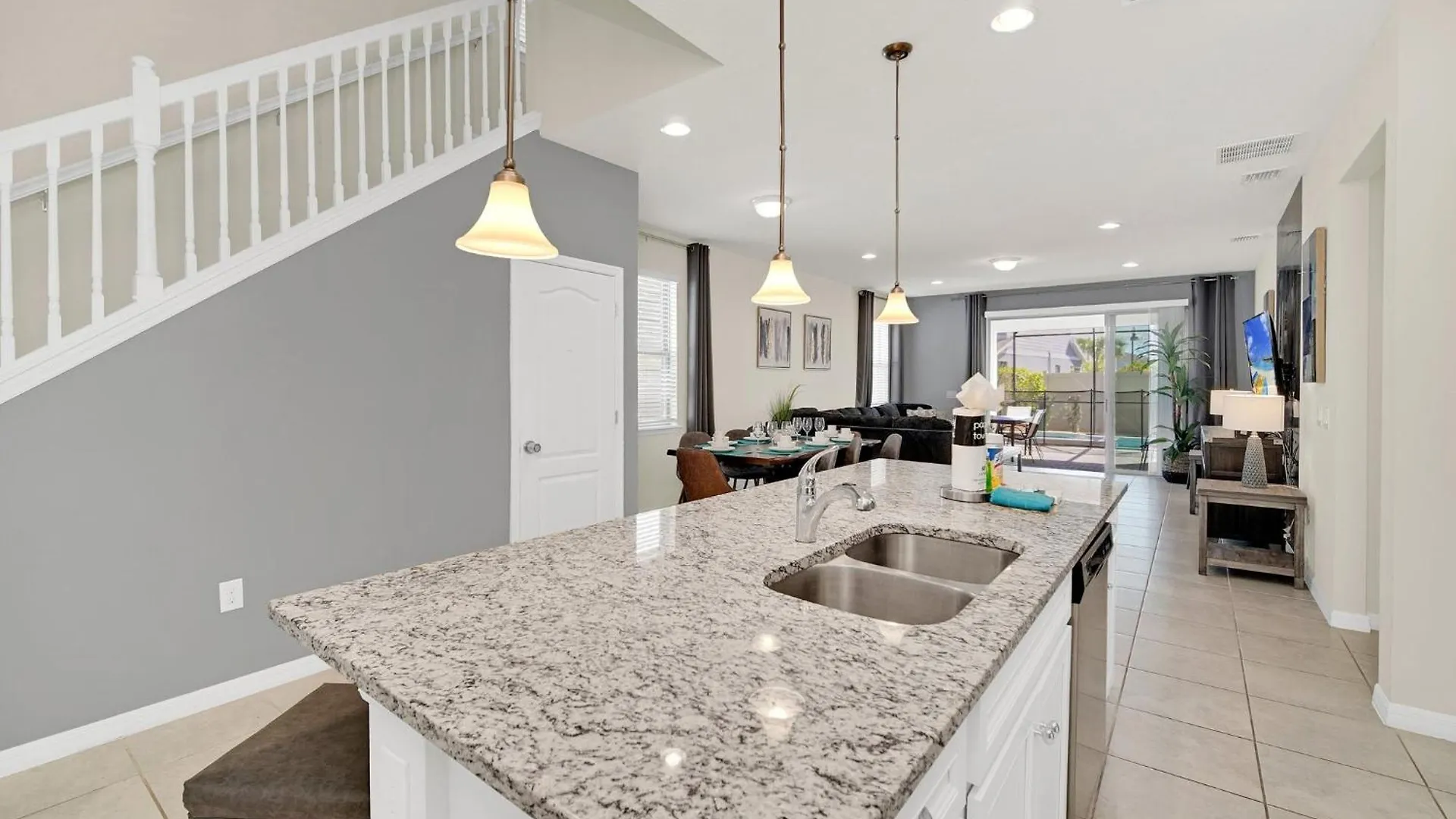 Luxurious Retreat Near Disney: Pool & Game * Kissimmee