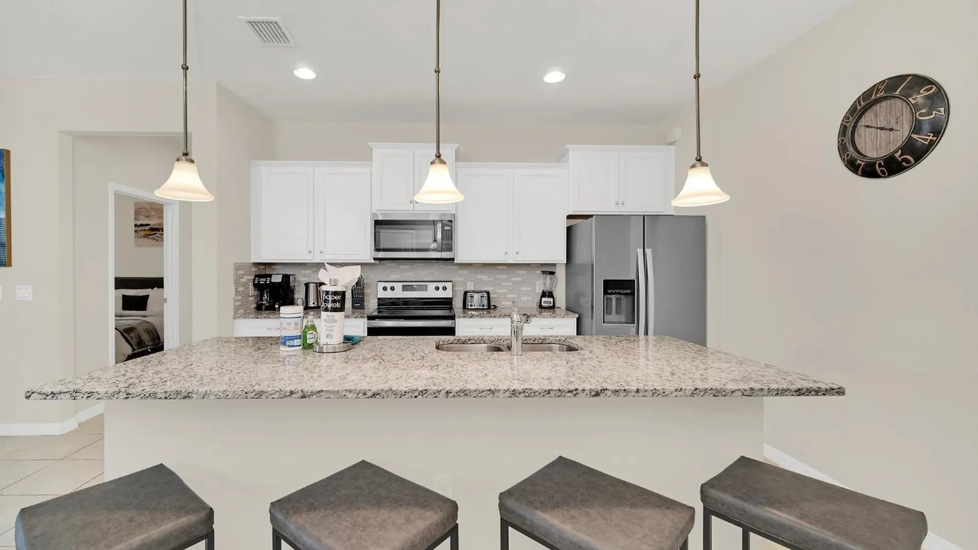Luxurious Retreat Near Disney: Pool & Game *