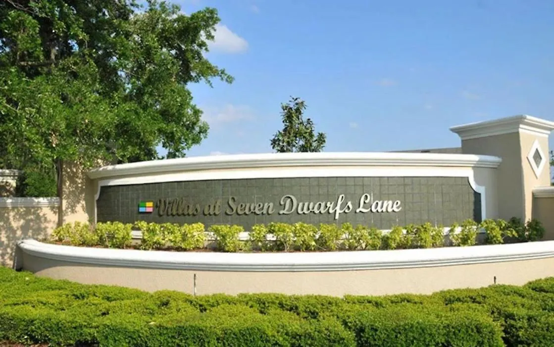 3 Bedroom 2 Bathroom At Sevendwarfs 27-106 Kissimmee