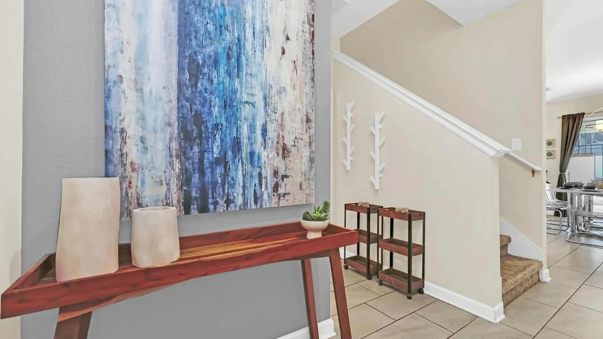Elegant Storey *