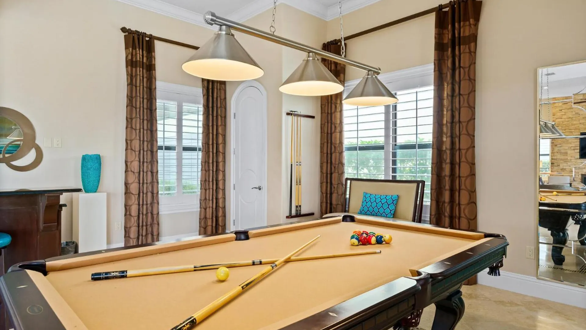 Villa Luxury On Reunion And And With A Private Pool Orlando 5801