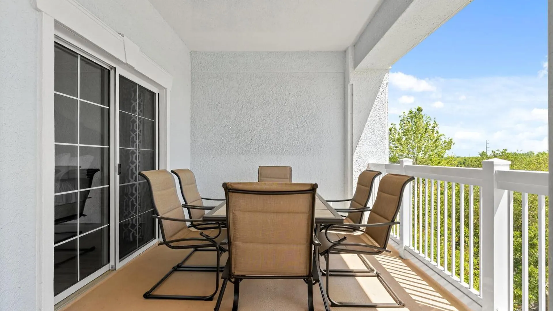 Luxury On Reunion And Orlando 5696 Villa