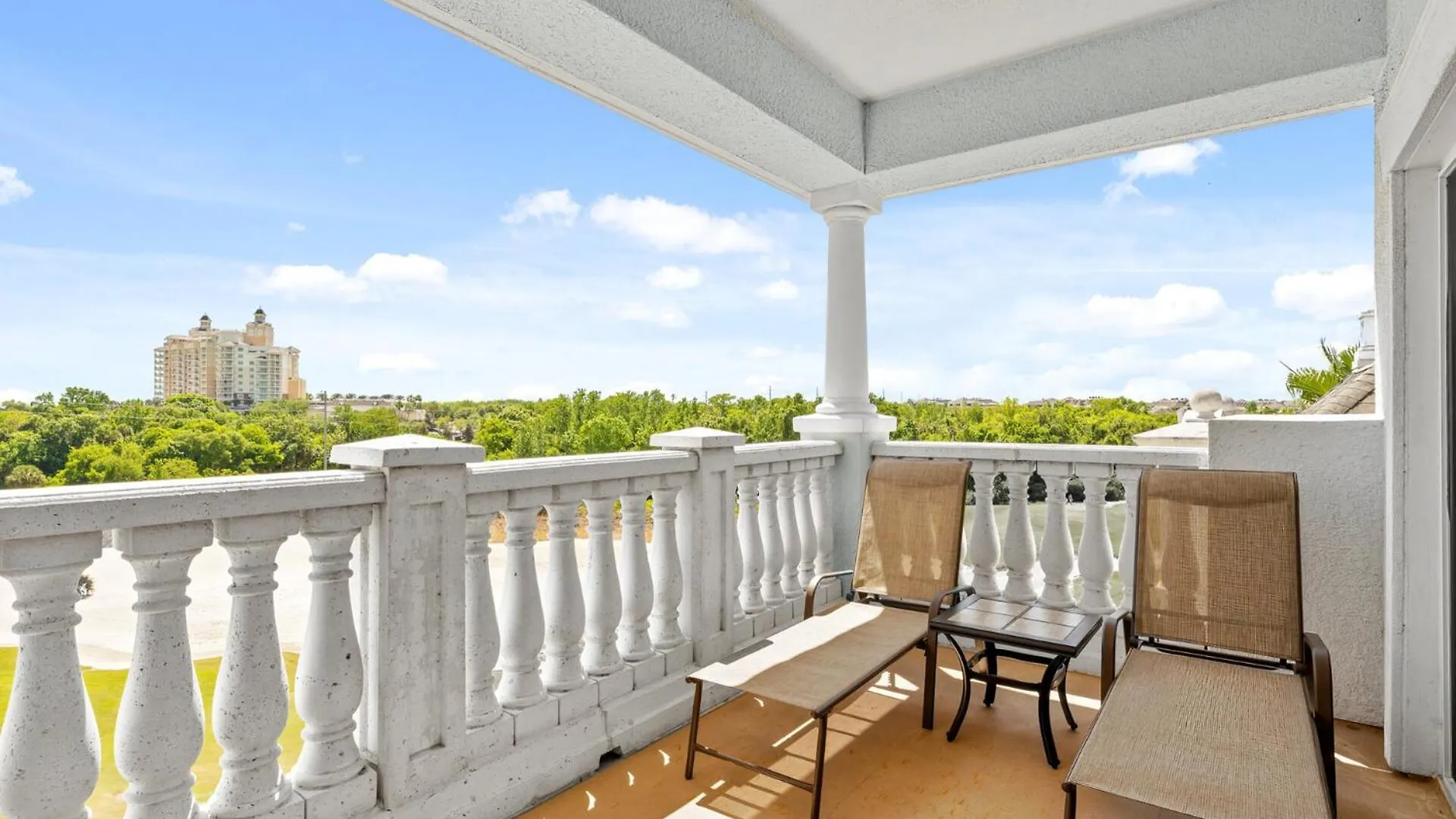 Luxury On Reunion And Orlando 5696