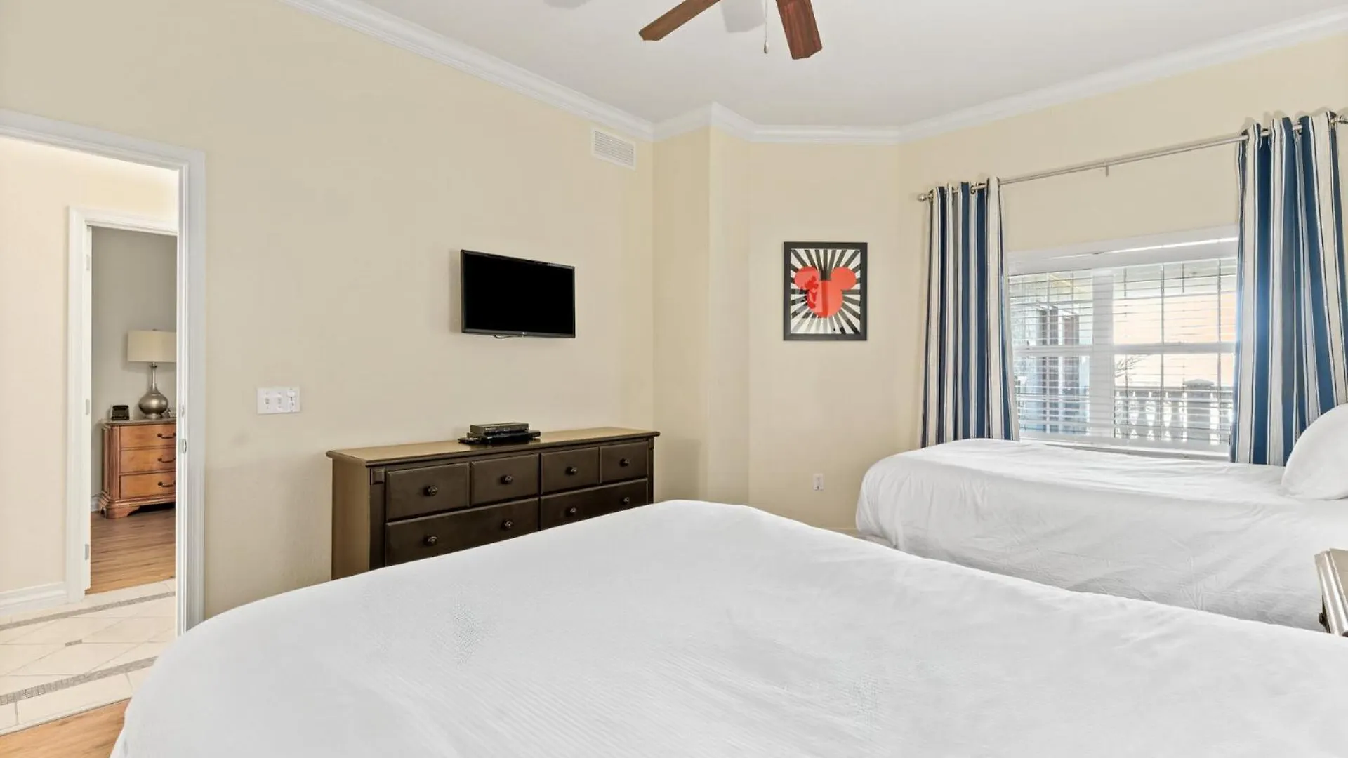 Luxury On Reunion And Orlando 5696