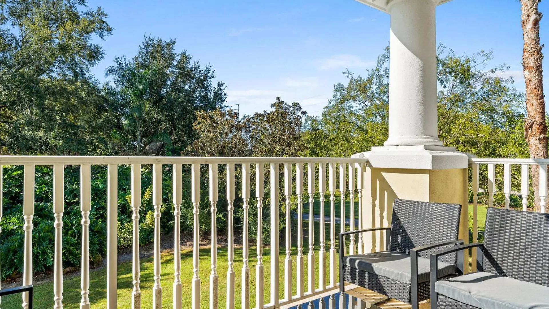 Perfect 3 Bedroom Townhome On Reunion And Orlando Townhome 5693 Villa