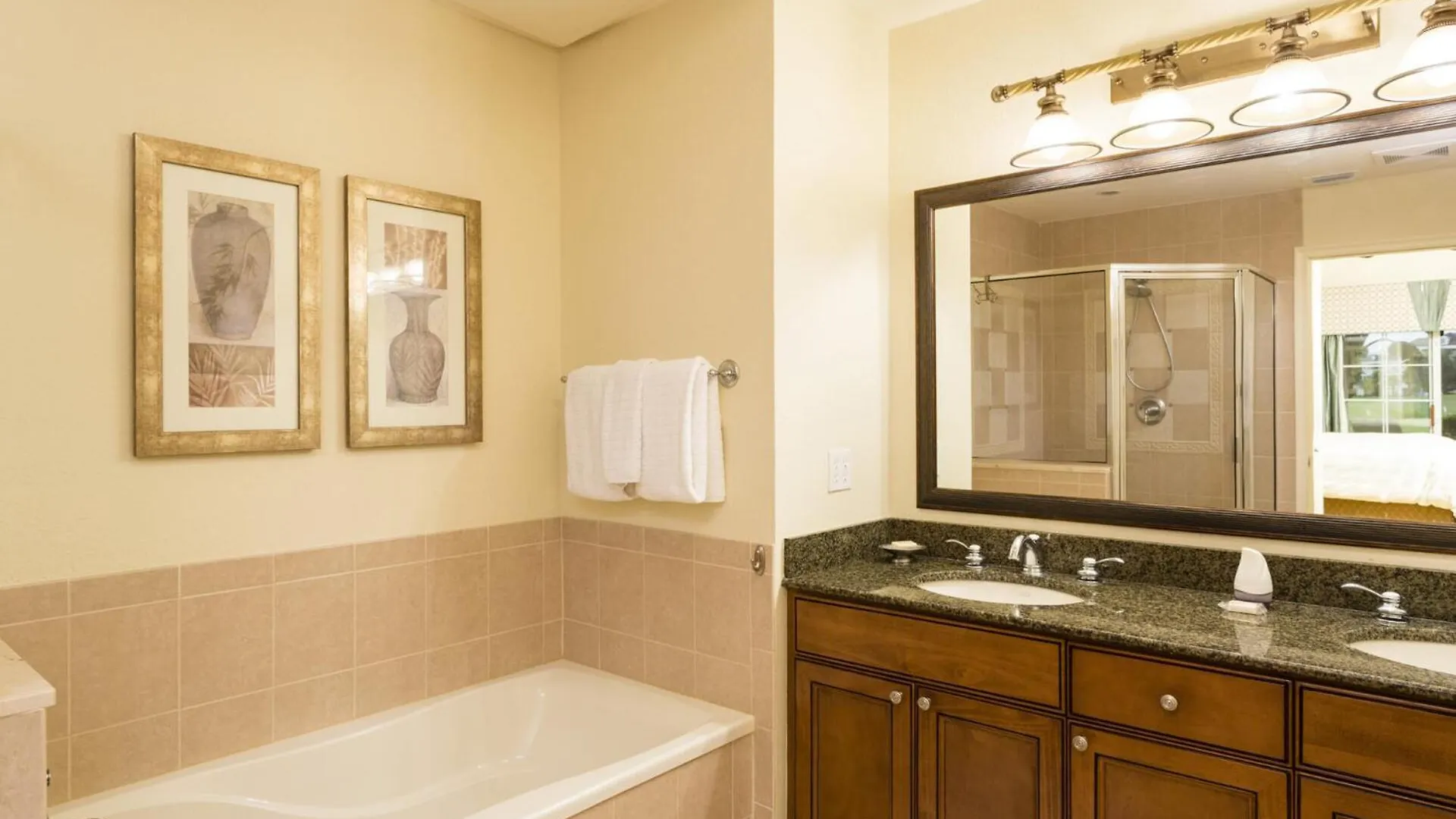 Villa Rent The Perfect 3 Bedroom On Reunion And Orlando 5694