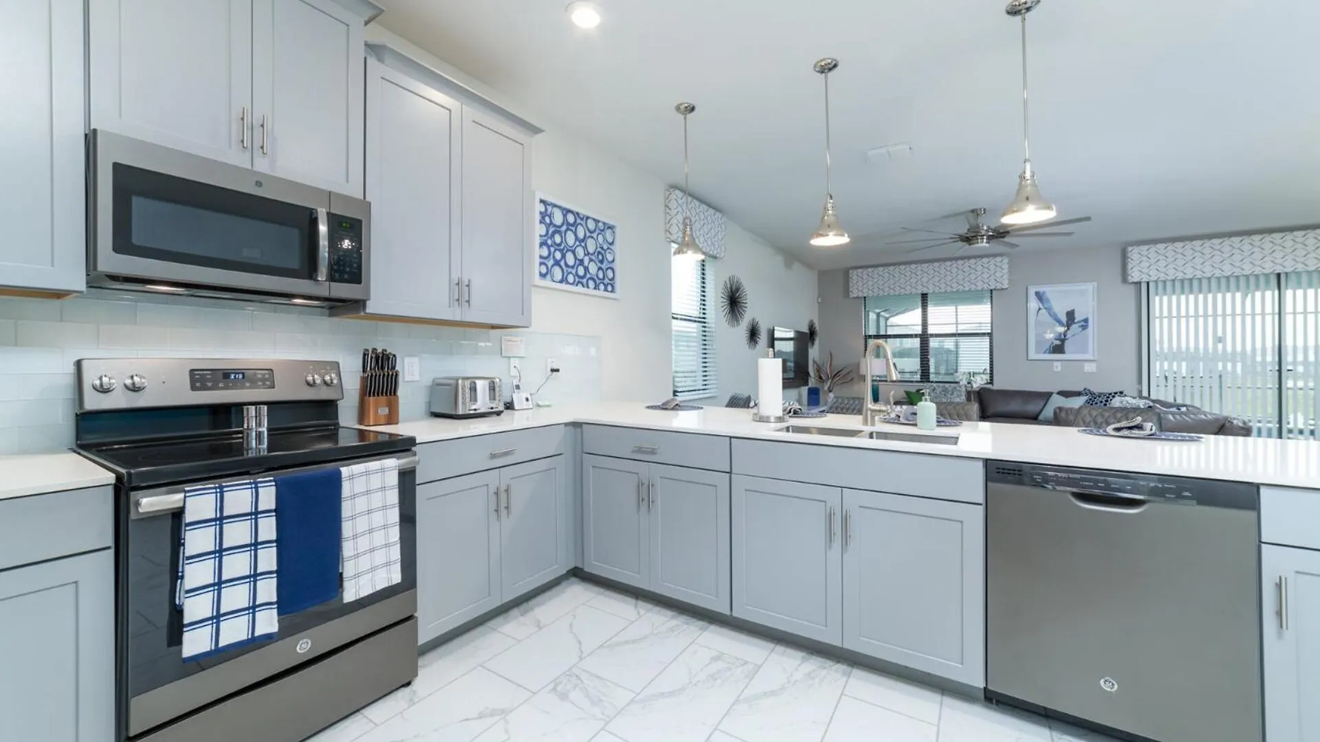 Villa The Ultimate Mansion With Private Pool On Storey Orlando Mansion 5287 Kissimmee