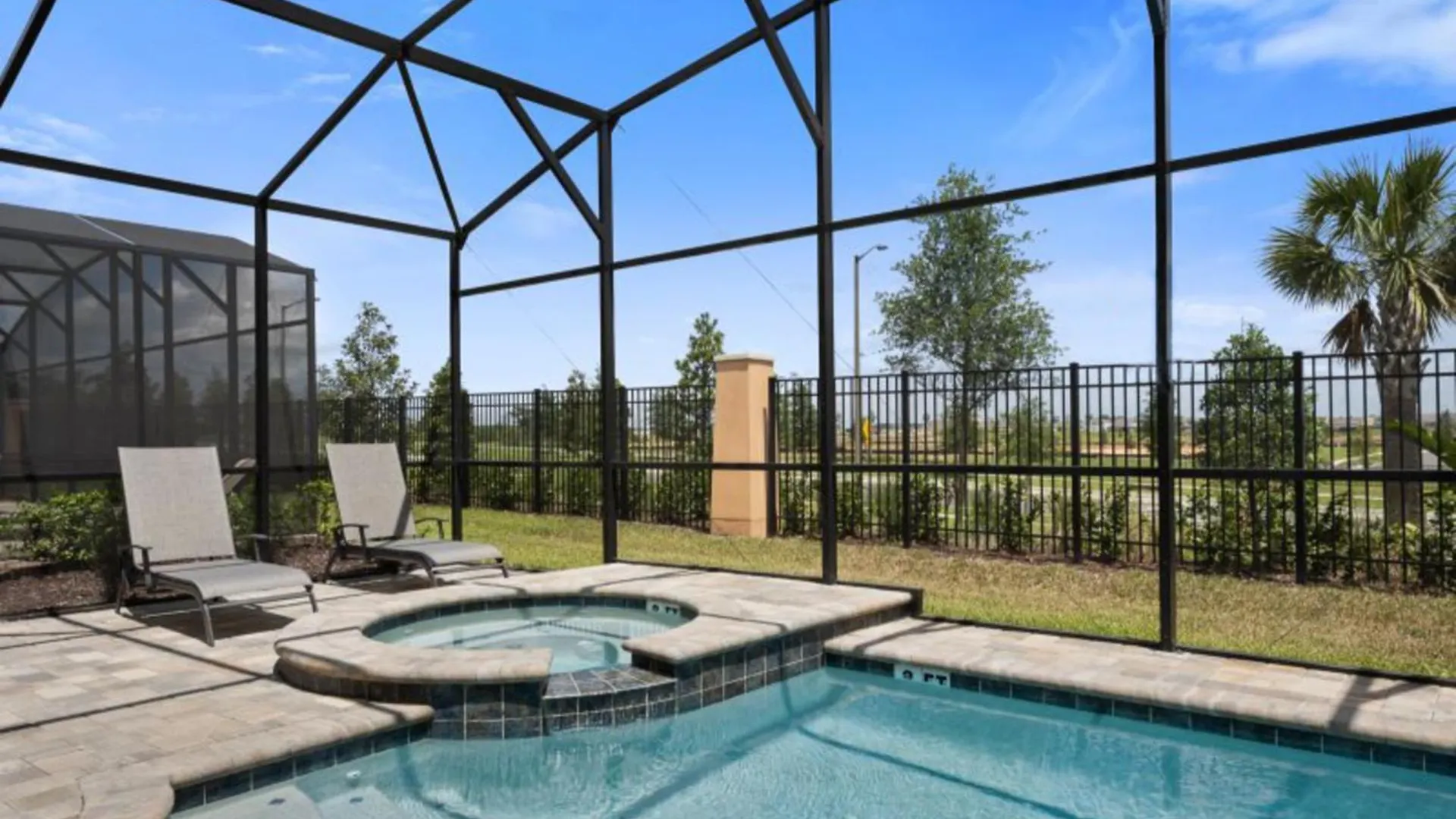 Beautiful With First Class Amenities On Solara Orlando 5303