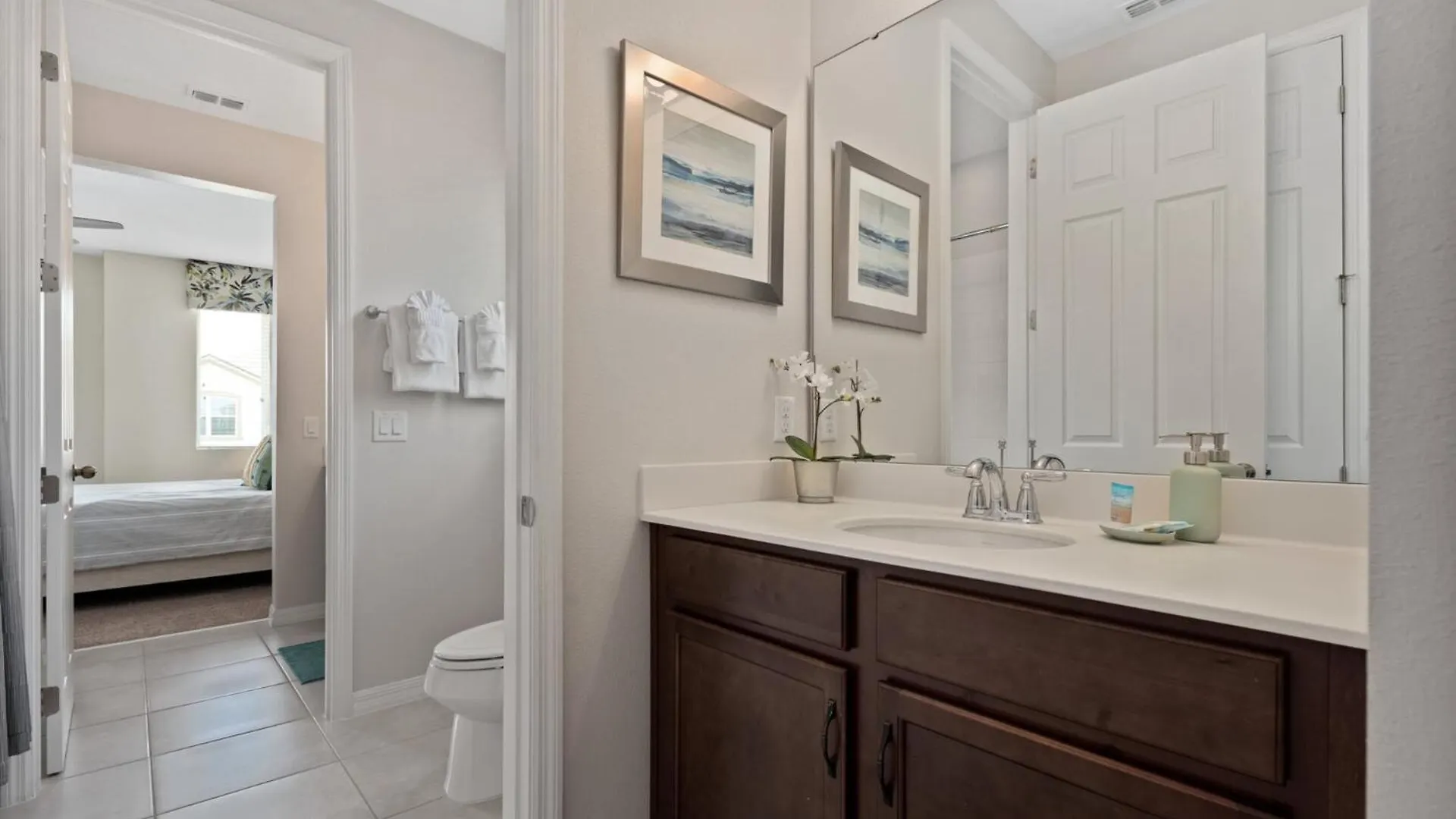Beautiful With First Class Amenities On Solara Orlando 5303 Villa