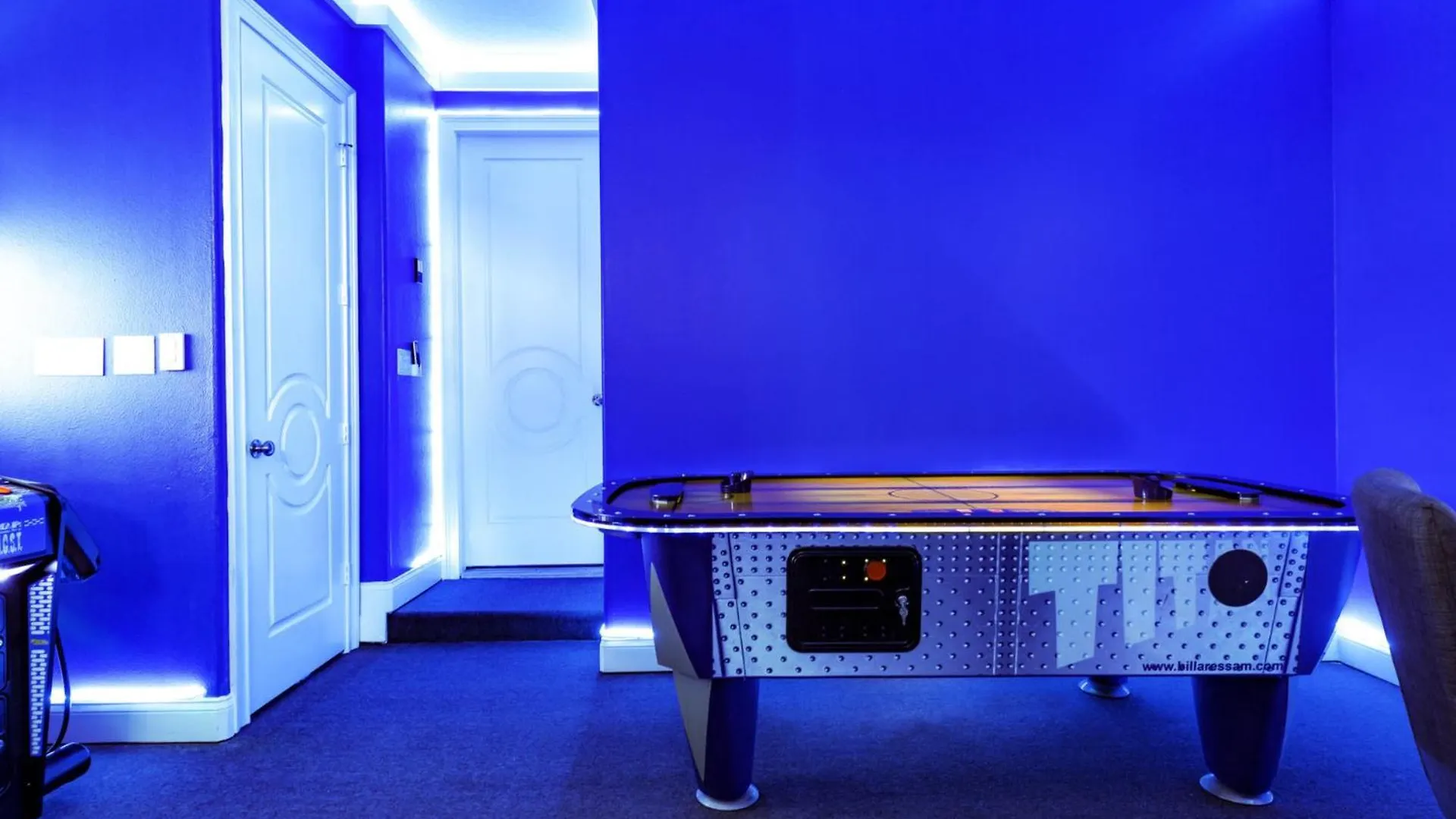 Exclusive With Large Private Pool On Reunion And Orlando 5282 Villa