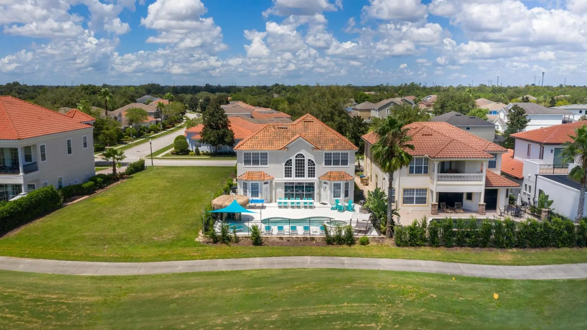 Exclusive With Large Private Pool On Reunion And Orlando 5282