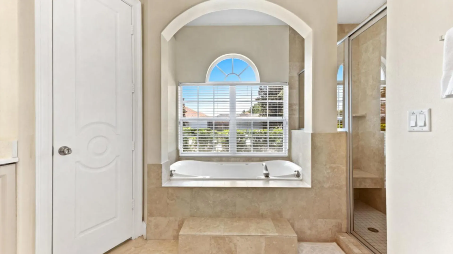 Exclusive With Large Private Pool On Reunion And Orlando 5282 Kissimmee