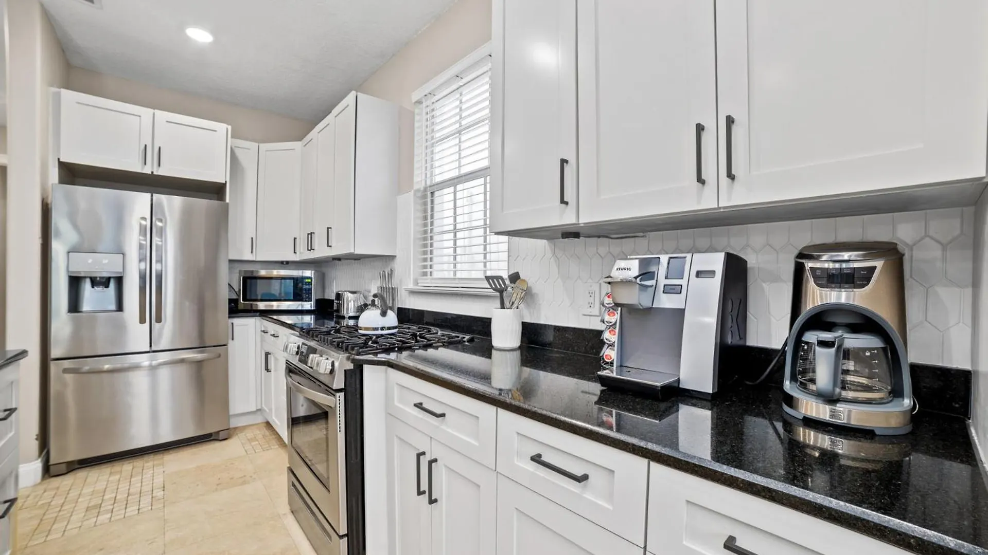 Exclusive With Large Private Pool On Reunion And Orlando 5282 Villa