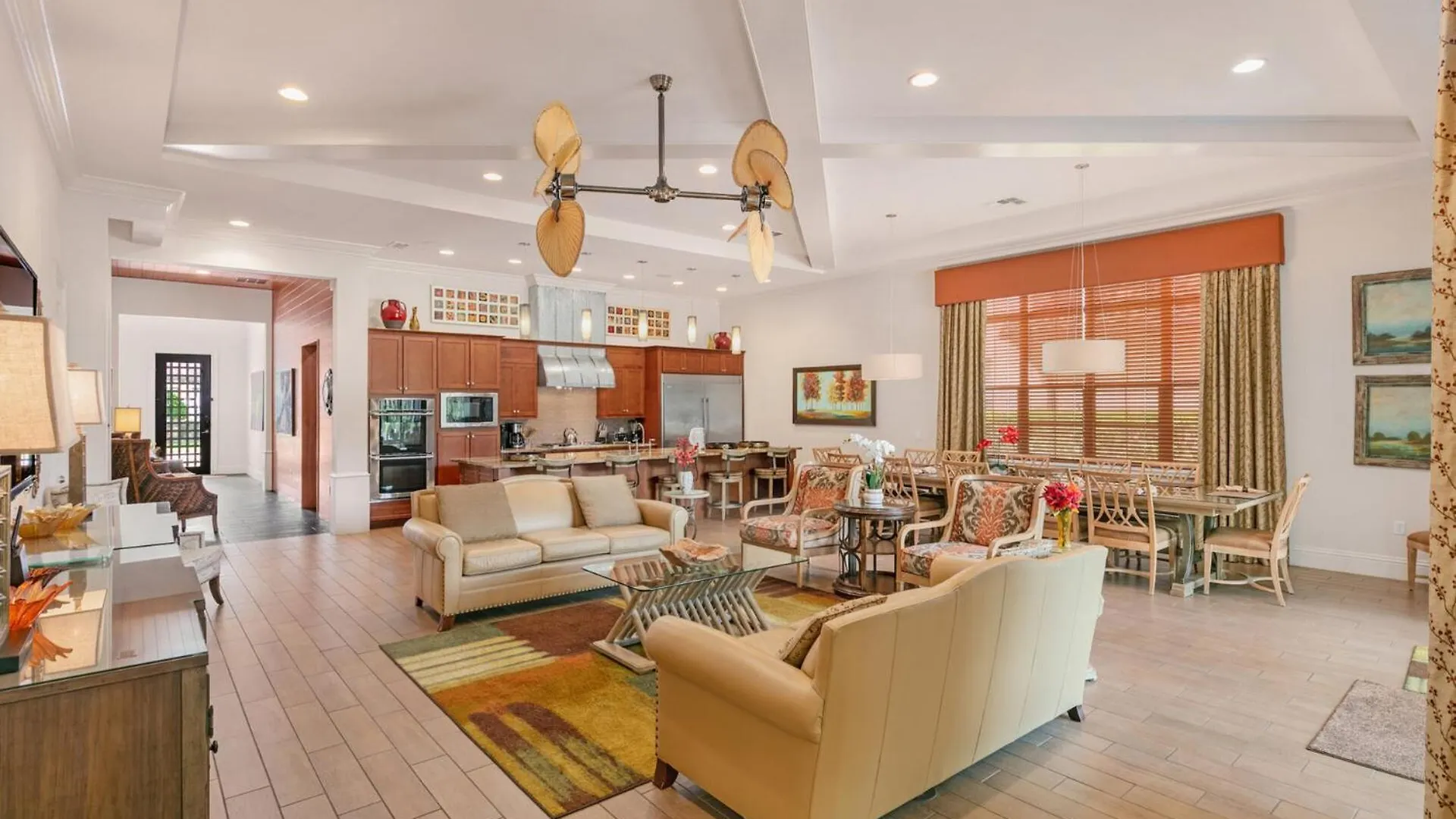 Luxury Mansion With Private Pool On Reunion And Orlando Mansion 5256