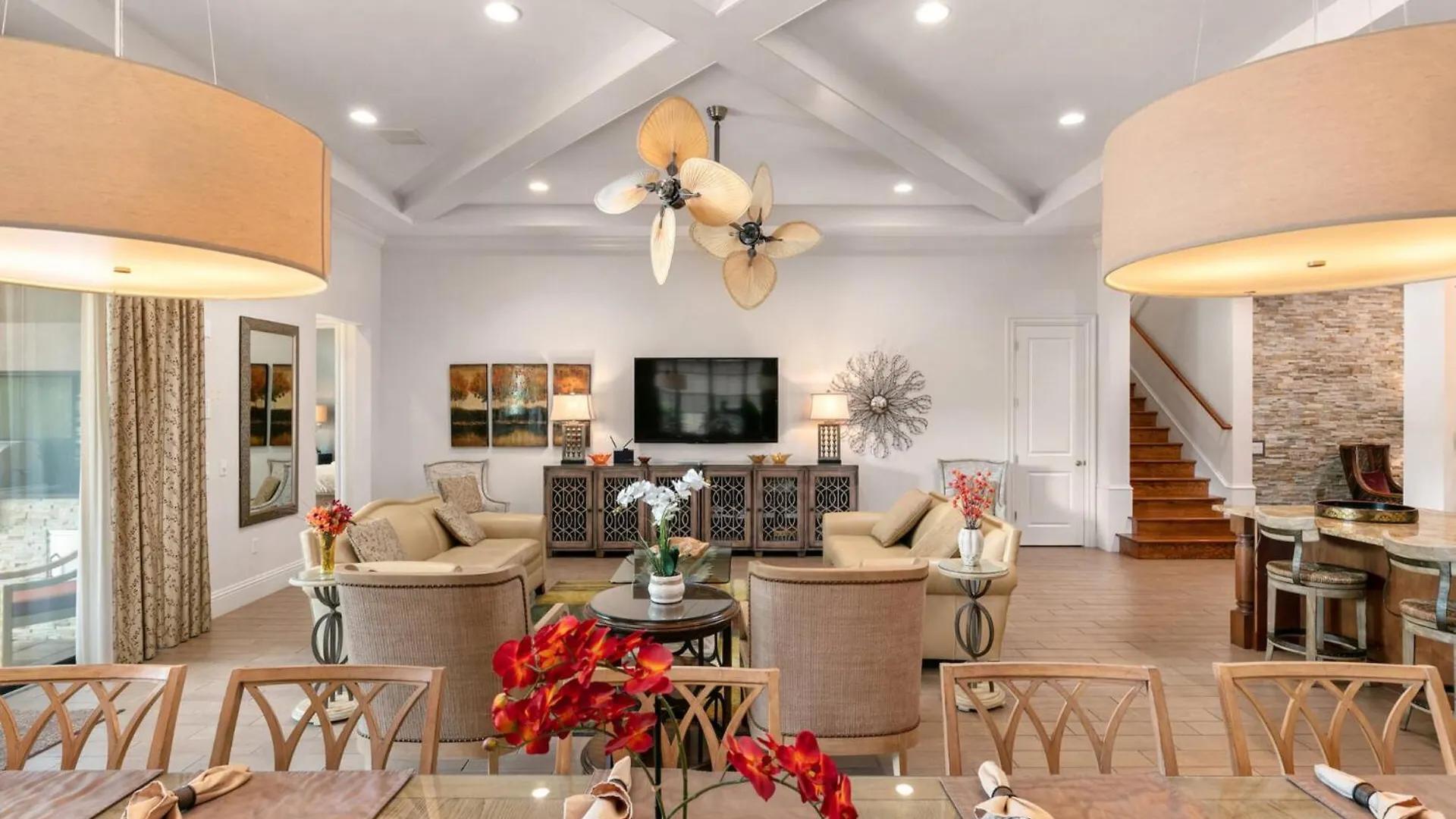 Luxury Mansion With Private Pool On Reunion And Orlando Mansion 5256