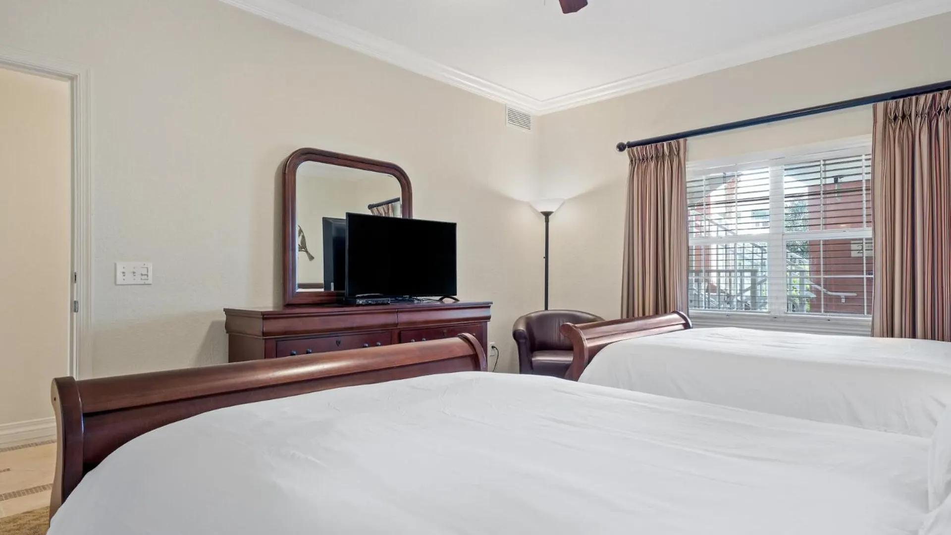 Villa Luxury On Reunion And Orlando 5212