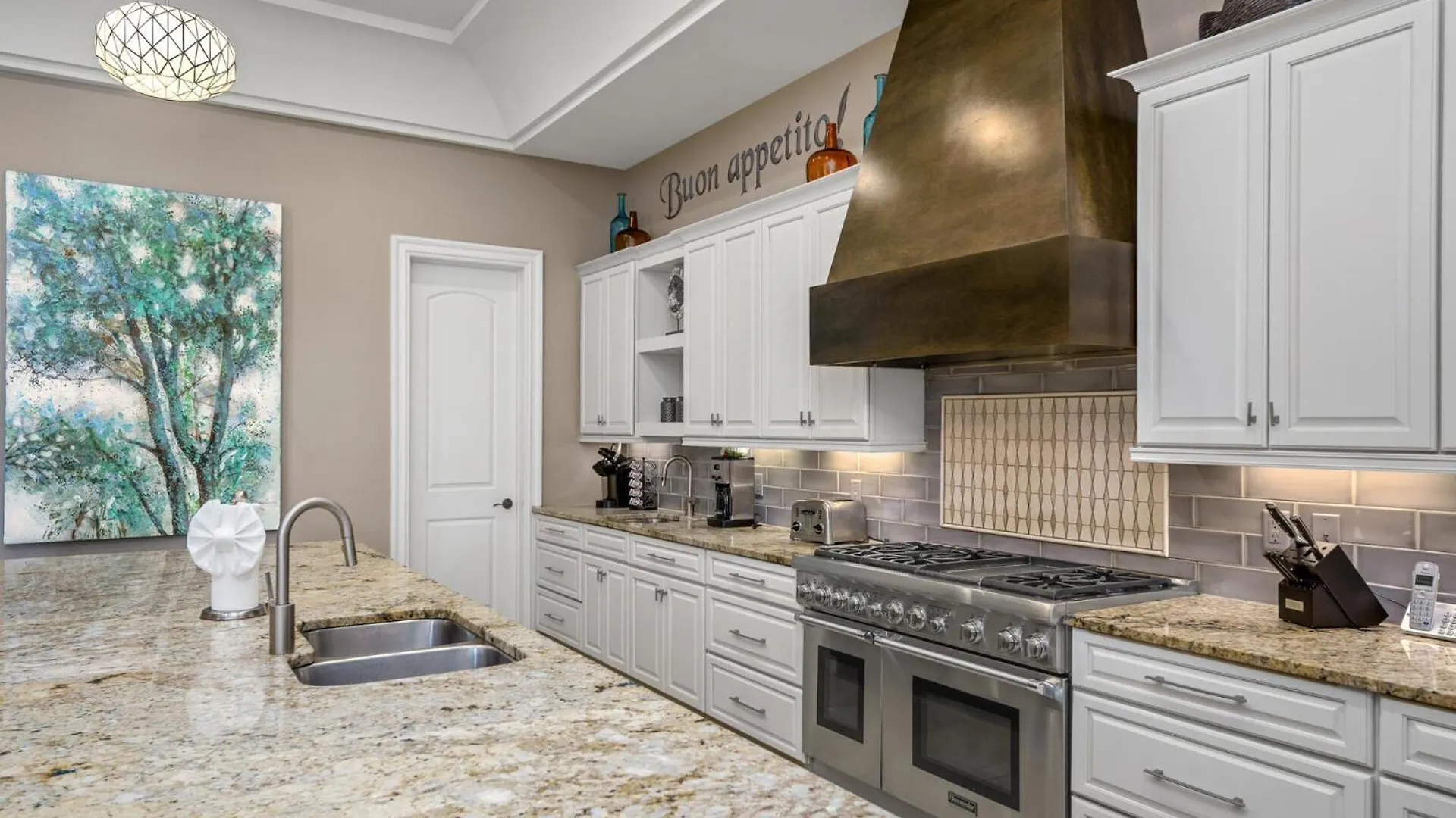 Perfect Mansion On Reunion And Orlando Mansion 5189