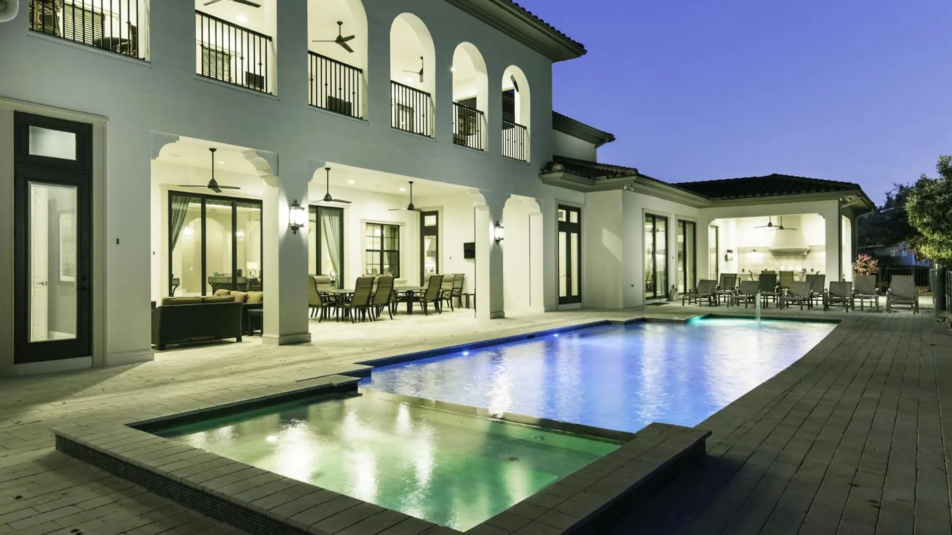 Perfect Mansion On Reunion And Orlando Mansion 5189 Villa *