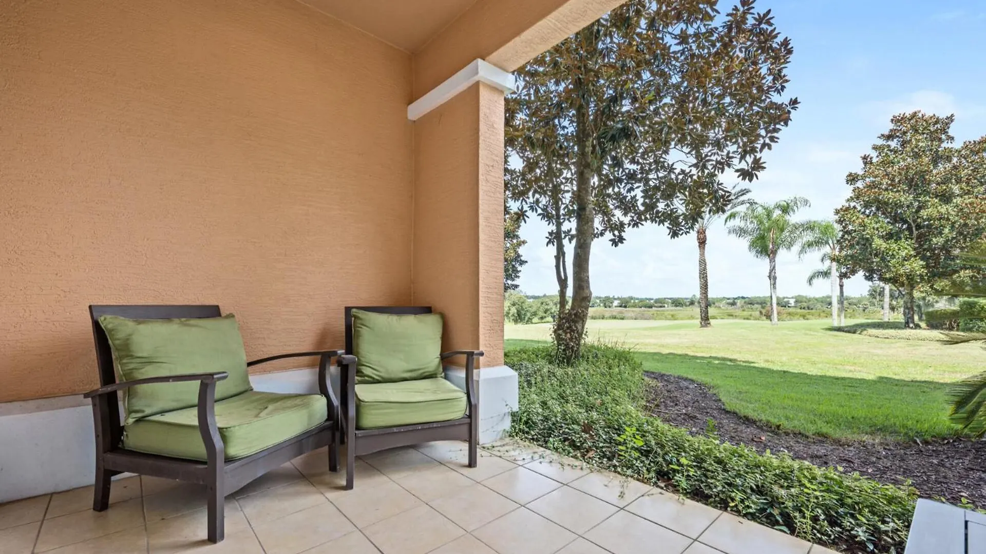 Villa Perfect 3 Bedroom On Reunion And Orlando 5199 *