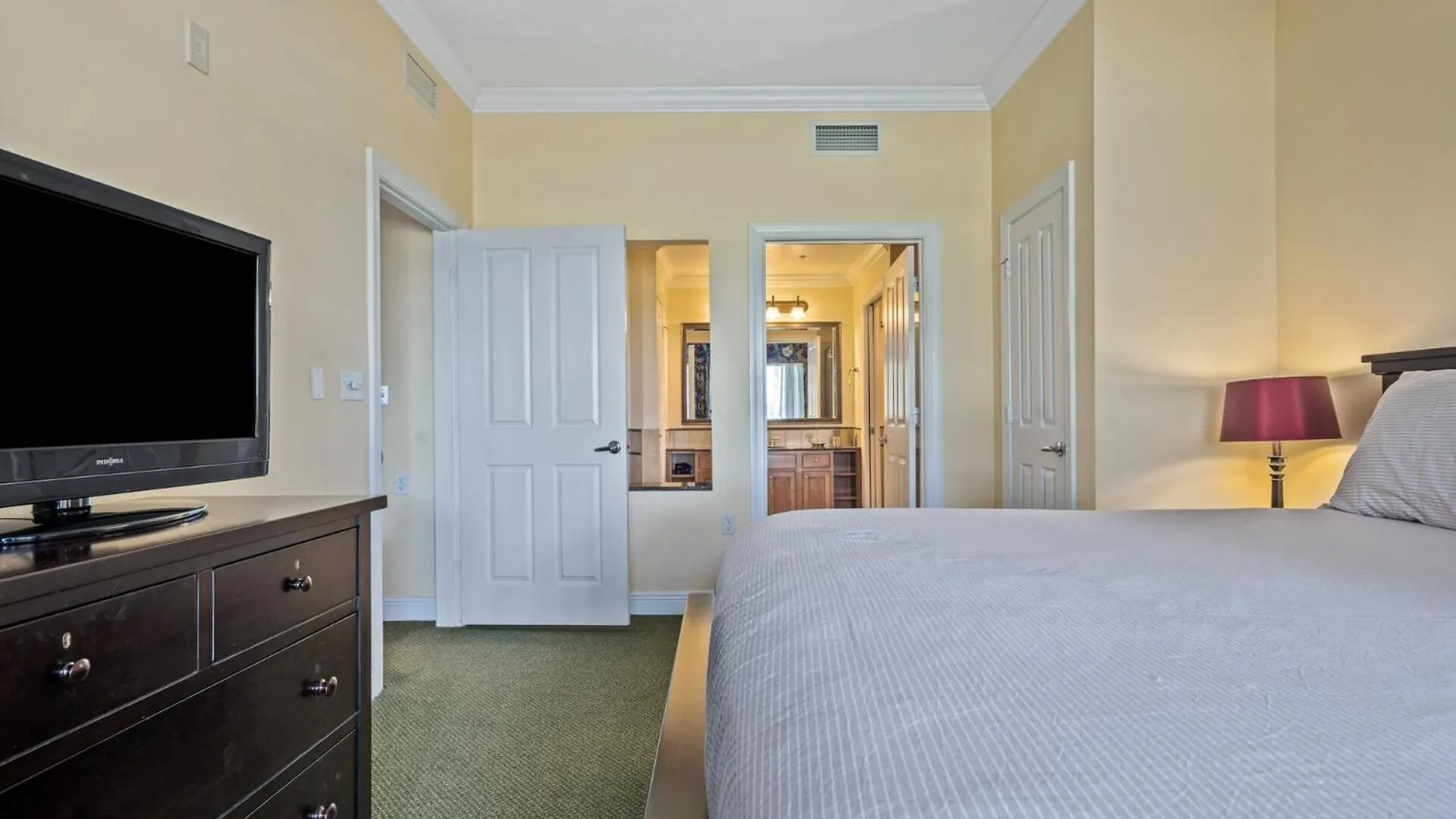Perfect 3 Bedroom On Reunion And Orlando 5199 Villa