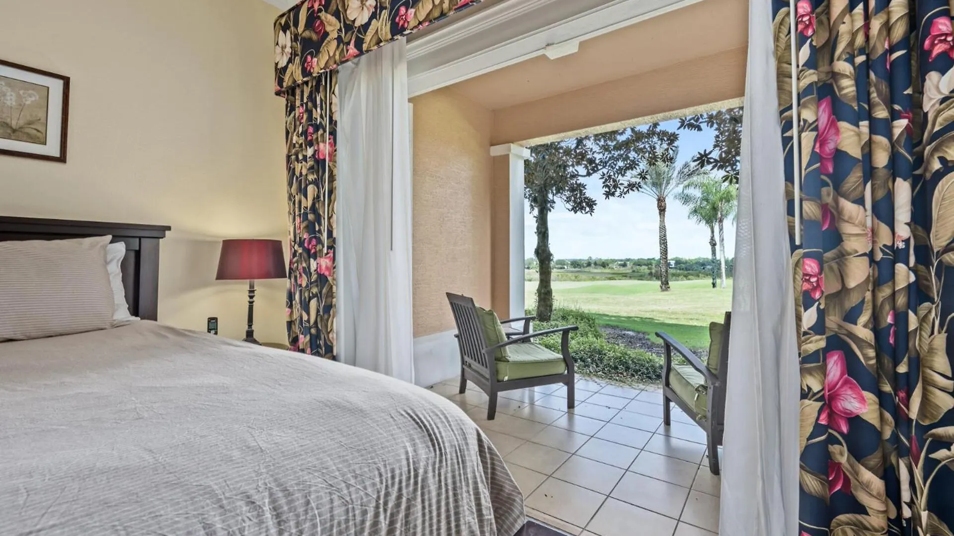 Perfect 3 Bedroom On Reunion And Orlando 5199 Villa *