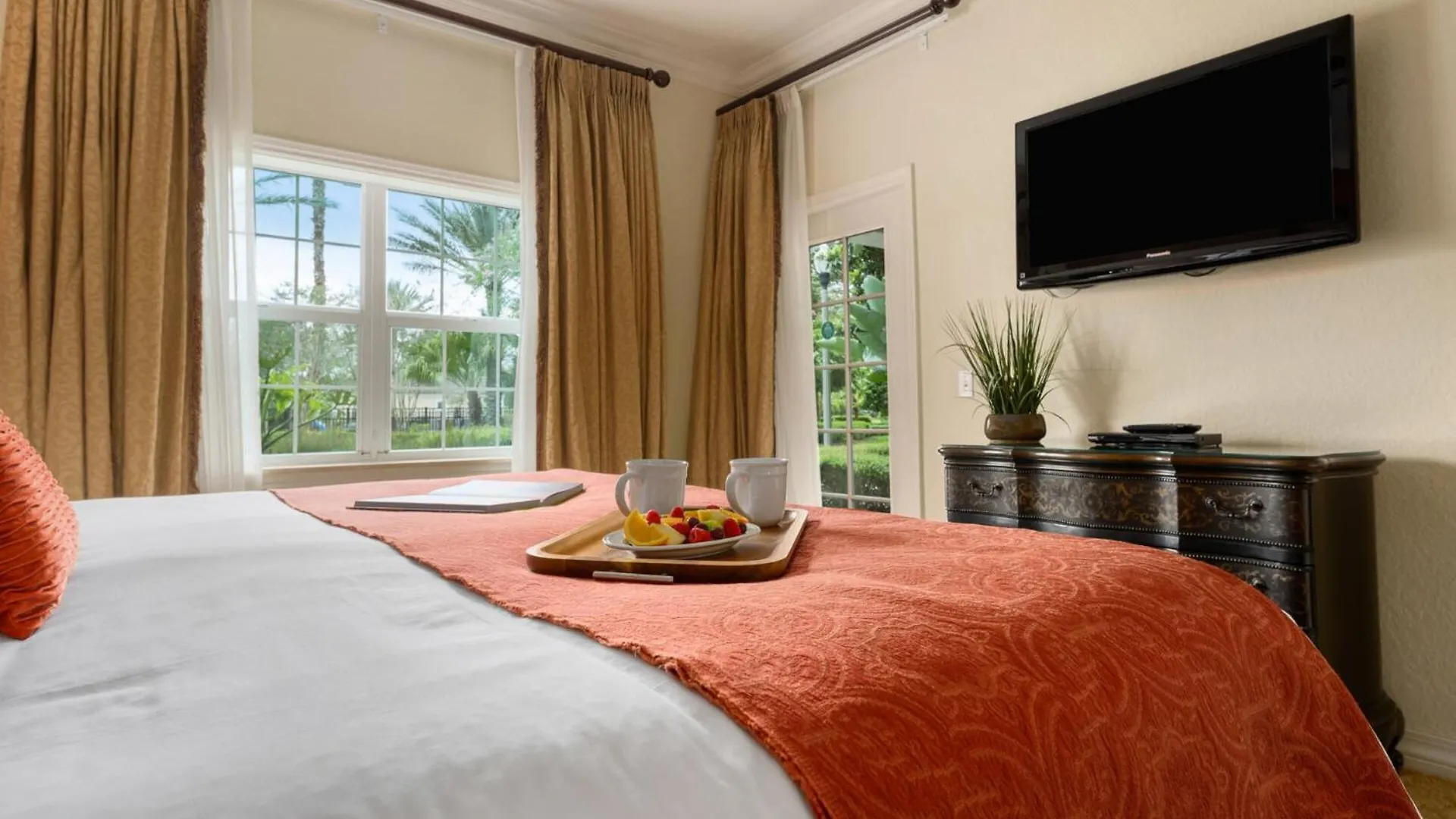 Villa Beautiful On Reunion And Orlando 5185