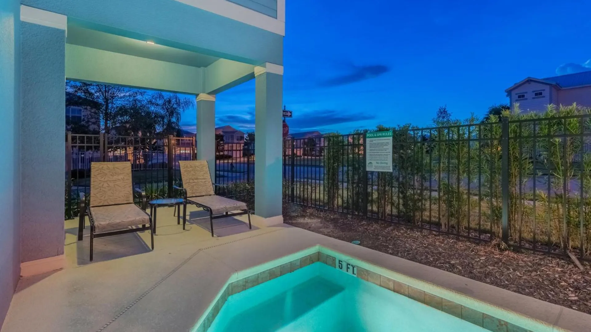 Villa Perfect 5 Bedroom On Reunion And Orlando 5145