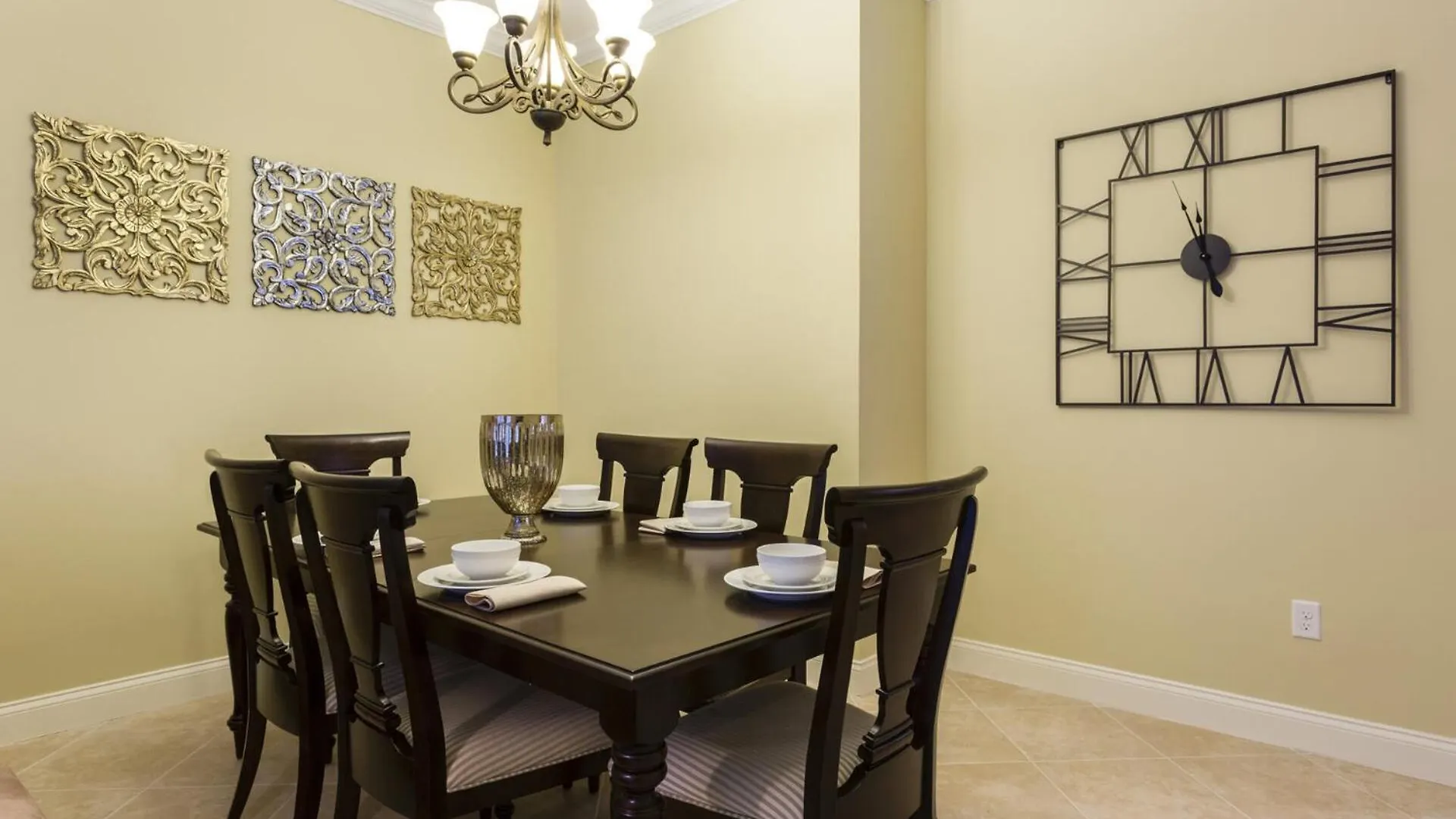Perfect 3 Bedroom On Reunion And Orlando 5139 Villa *
