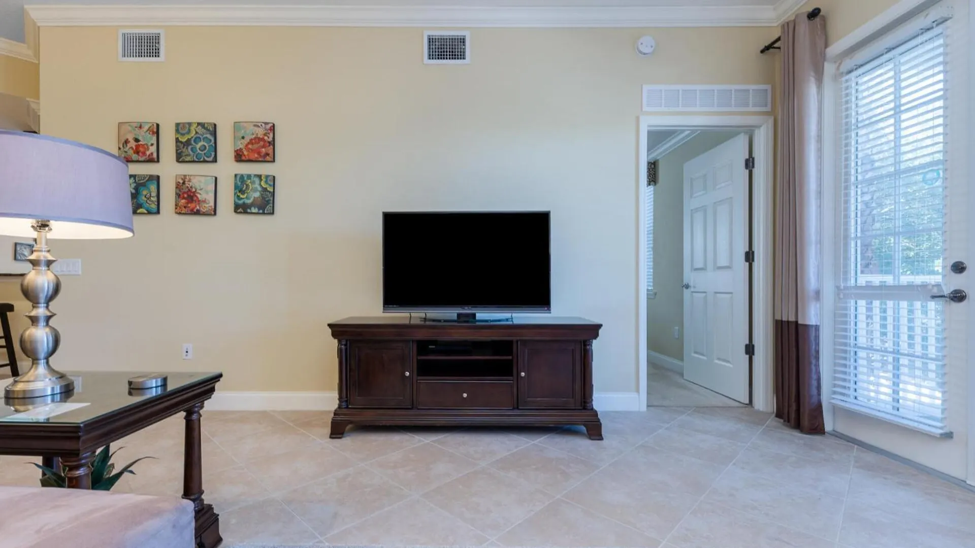 Villa Perfect 3 Bedroom On Reunion And Orlando 5139