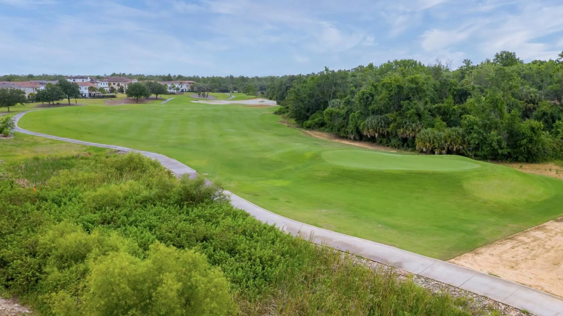 Beautiful With First Class Amenities On Reunion And Orlando 5127 Villa