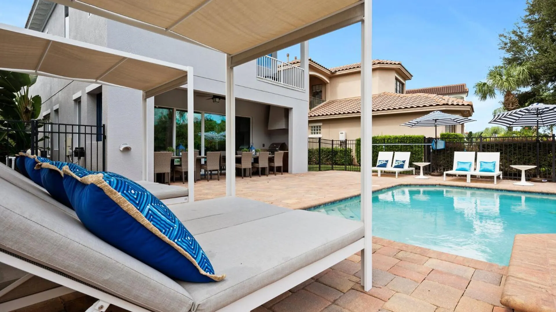 Beautiful With First Class Amenities On Reunion And Orlando 5127
