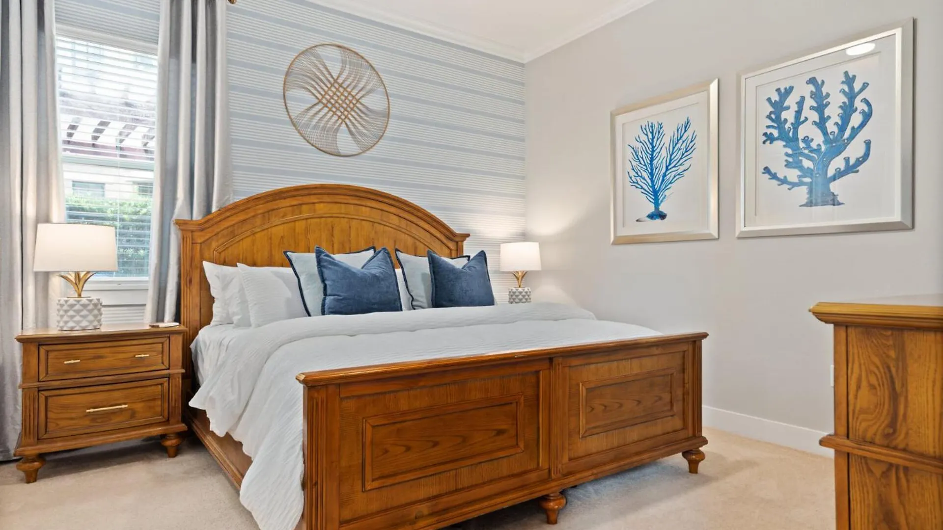 Villa Beautiful With First Class Amenities On Reunion And Orlando 5127