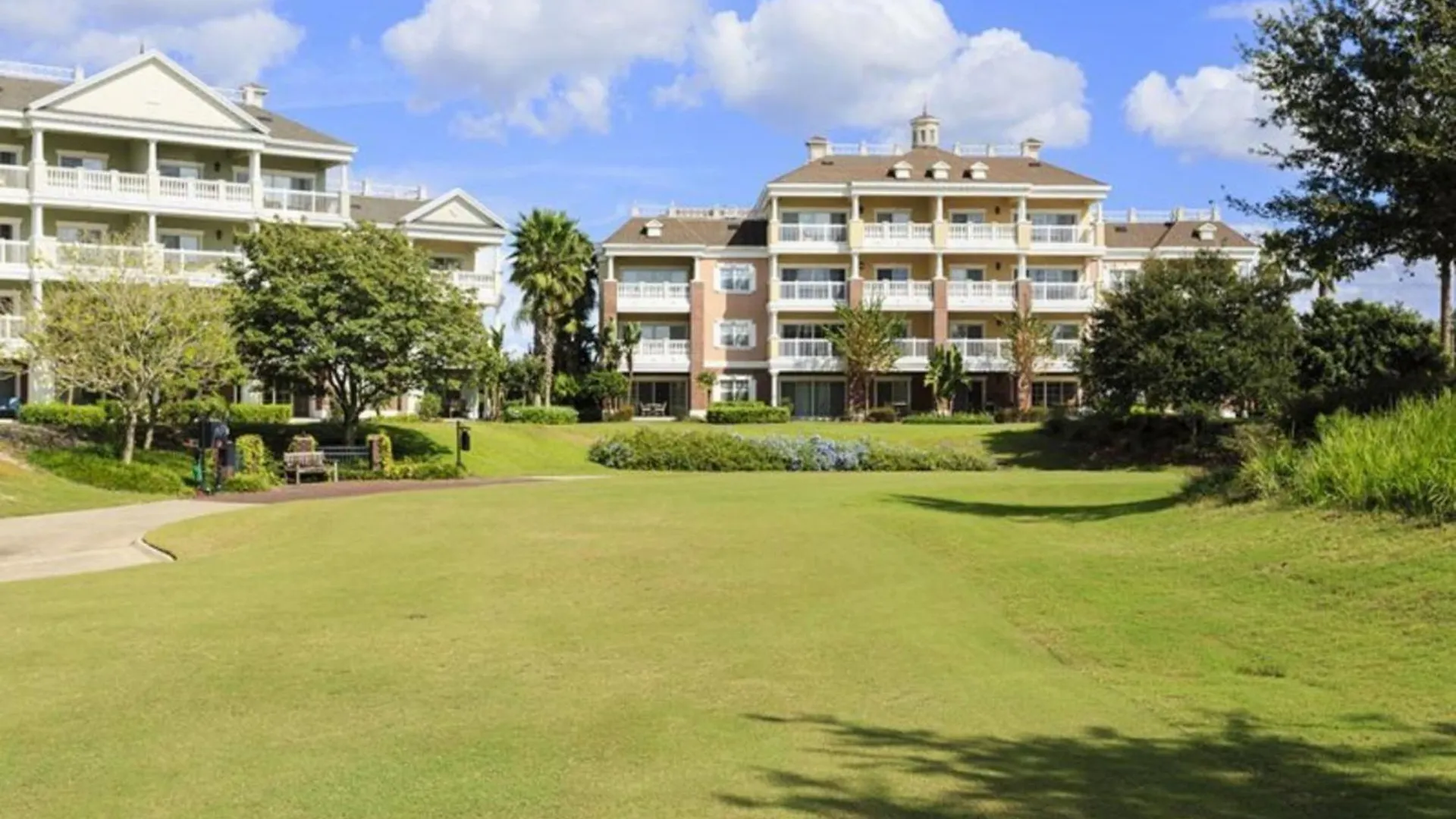 Luxury On Reunion And Orlando 5121 Villa
