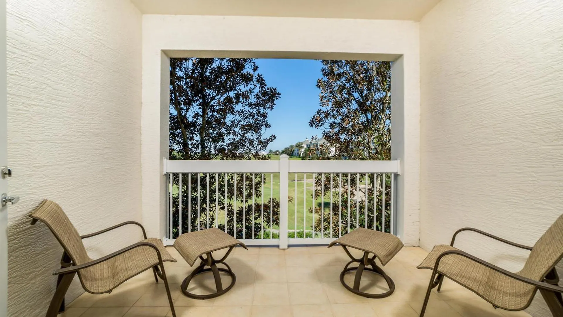 Perfect 3 Bedroom On Reunion And Orlando 5117 *