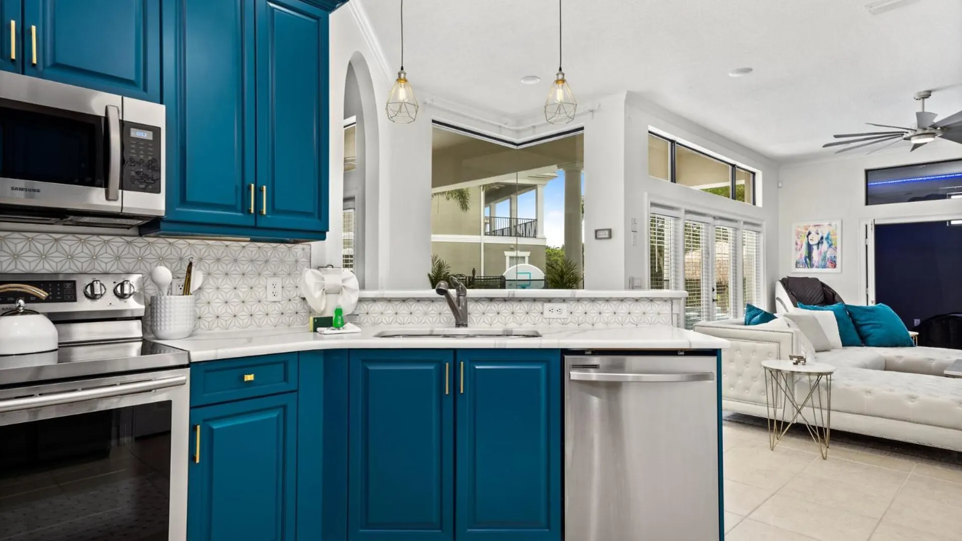 Luxury With Private Pool On Reunion And Orlando 5086 Villa *