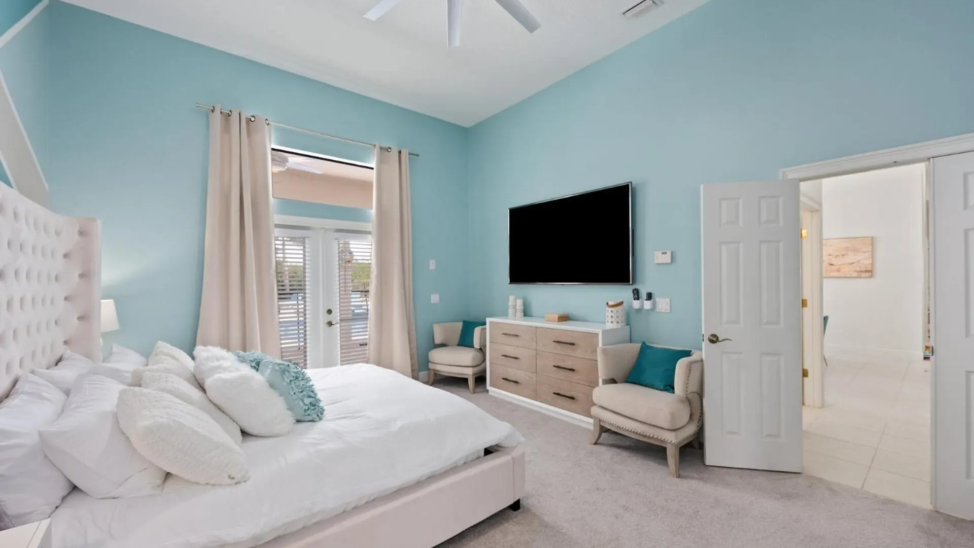 Luxury With Private Pool On Reunion And Orlando 5086 Villa *