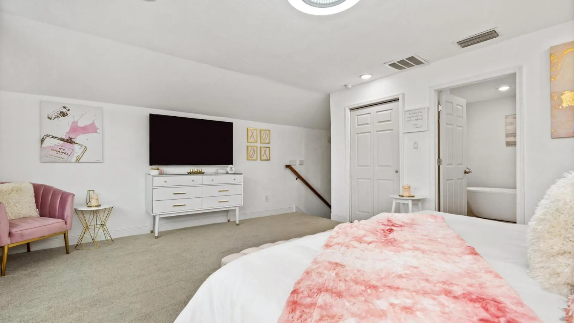 Luxury With Private Pool On Reunion And Orlando 5086 Villa