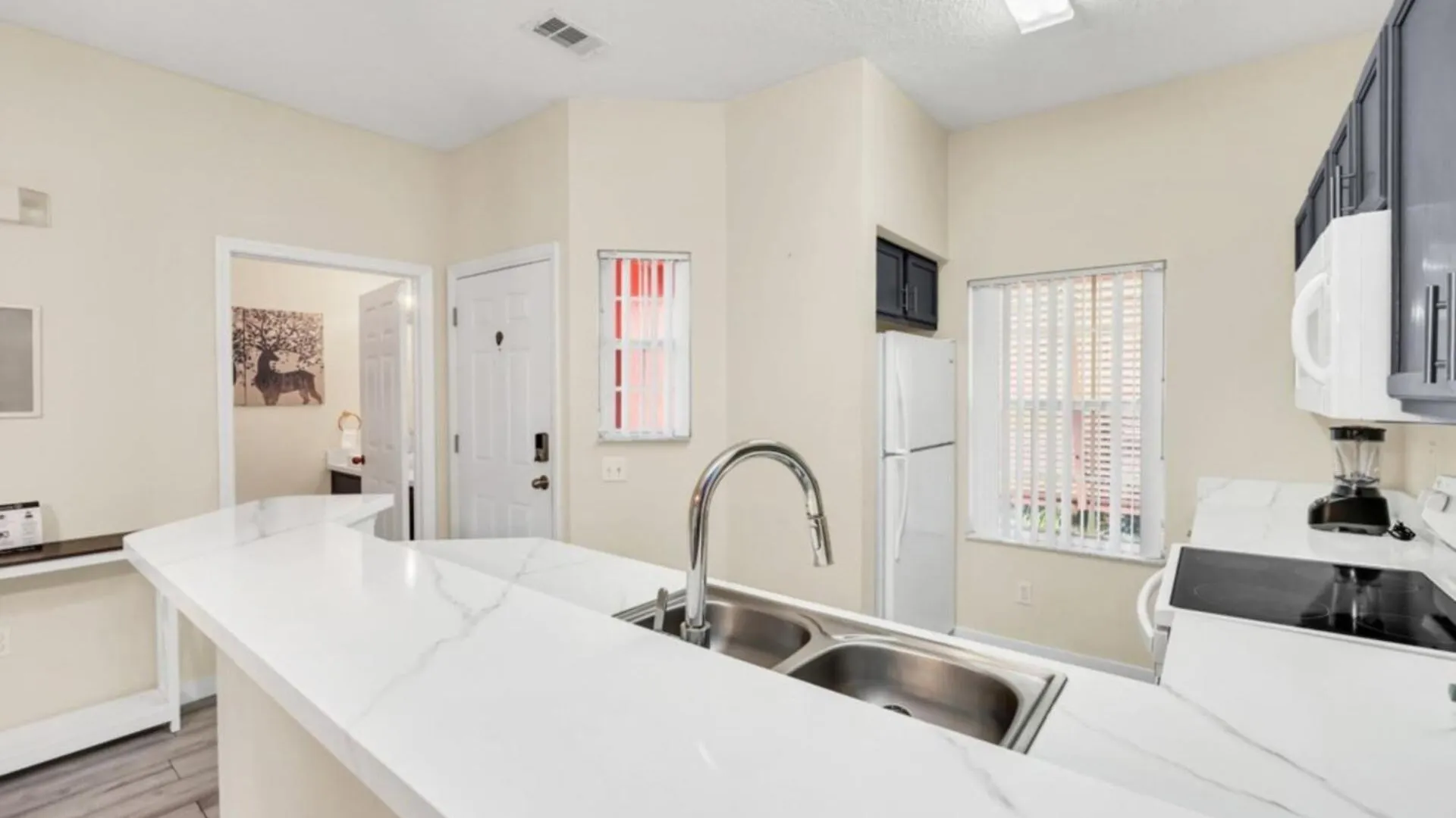Orlando 6230: A Stylish Family Retreat Near *