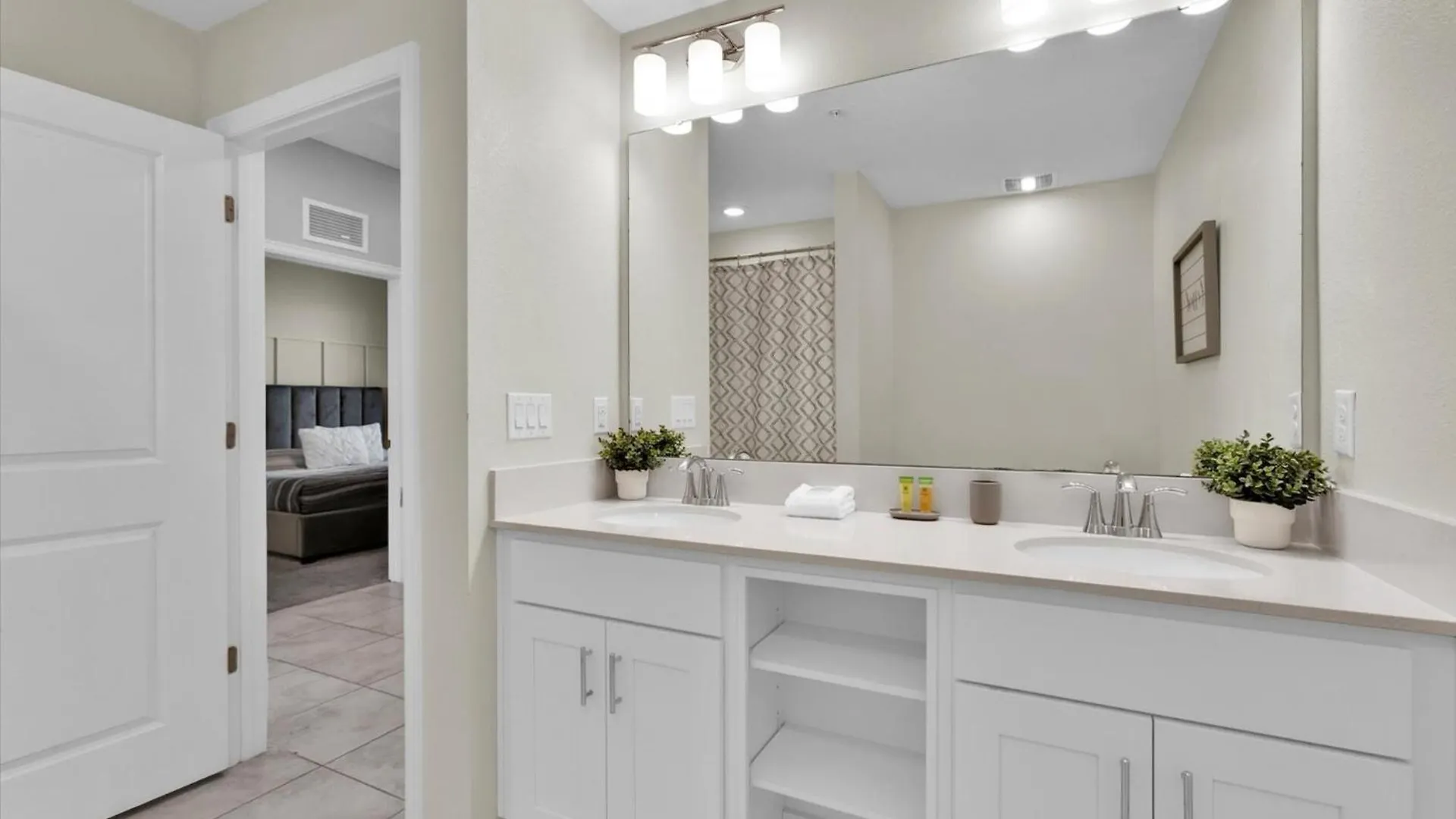 Book Now: Orlando 6439 At Storey Villa