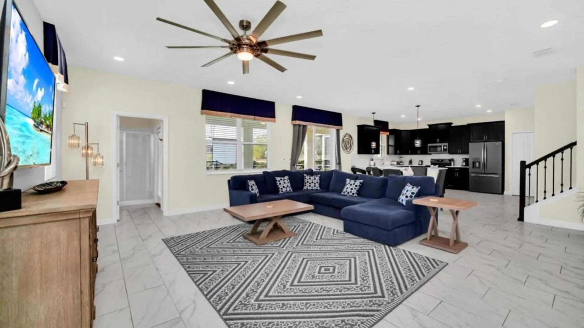 Private Retreat With 6 Bedrooms Pool 6361