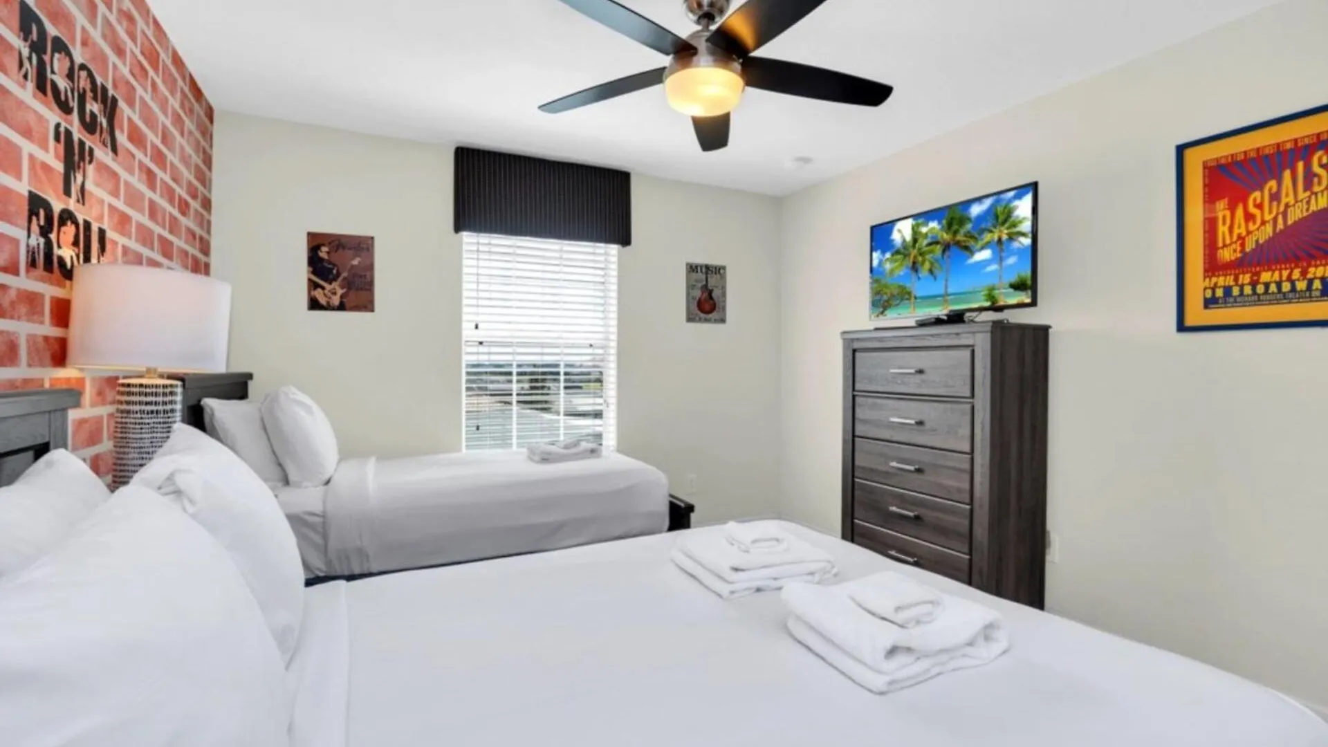 Modern 4 Bedroom Near Shopping 6335 Villa Kissimmee