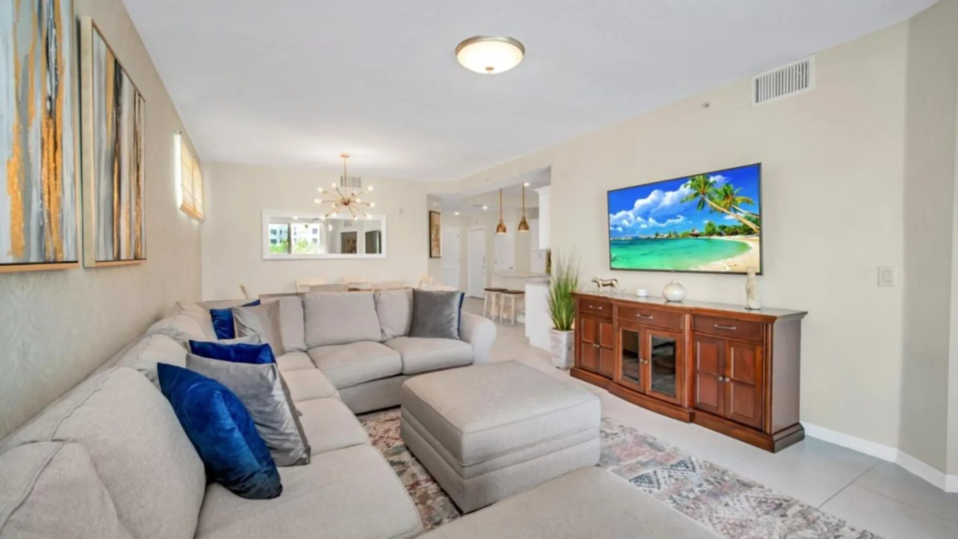 Chic Urban Oasis With 3 Bedrooms 6333