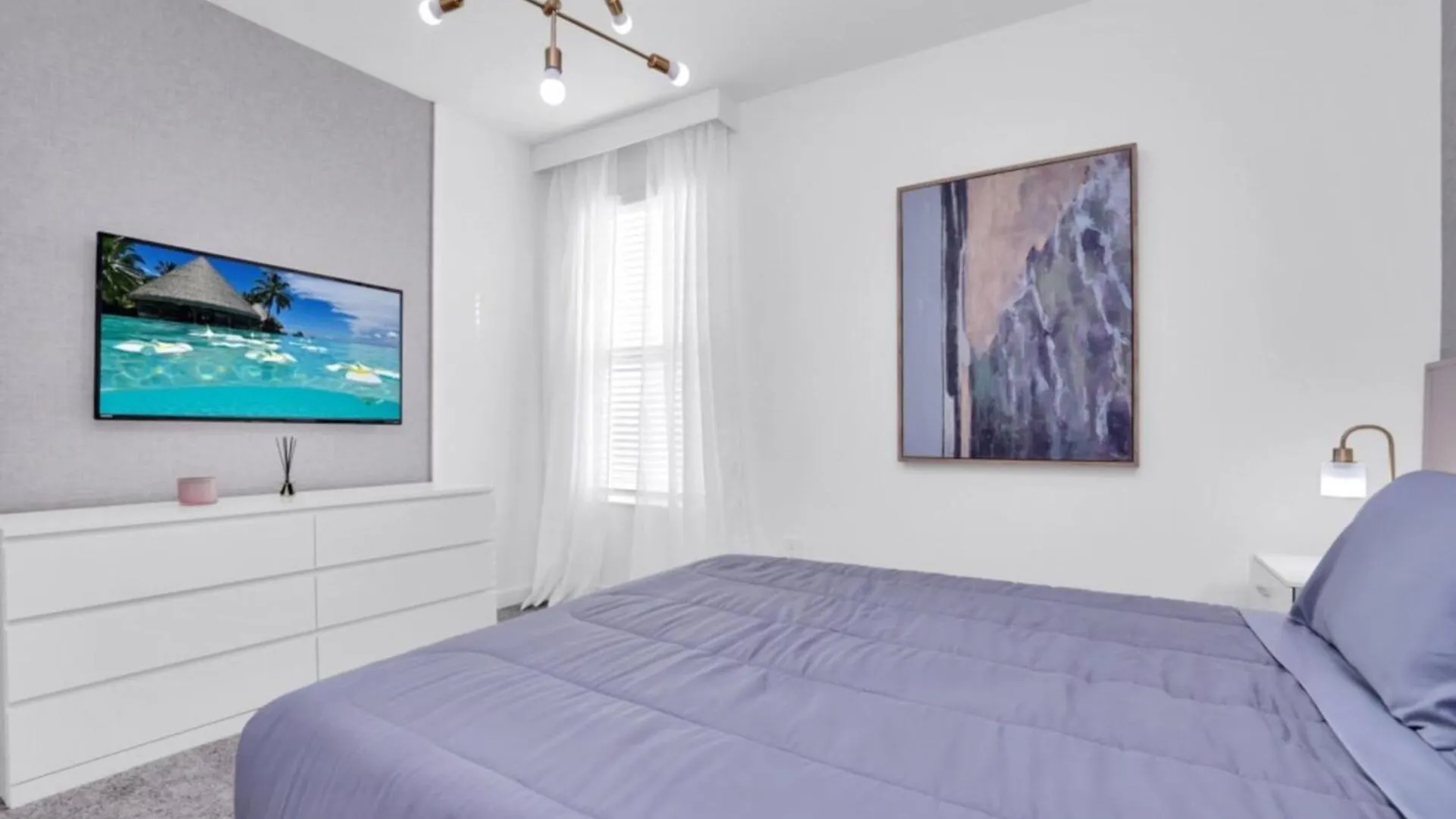 Villa Private Oasis: 6 Bedroom Retreat 6327