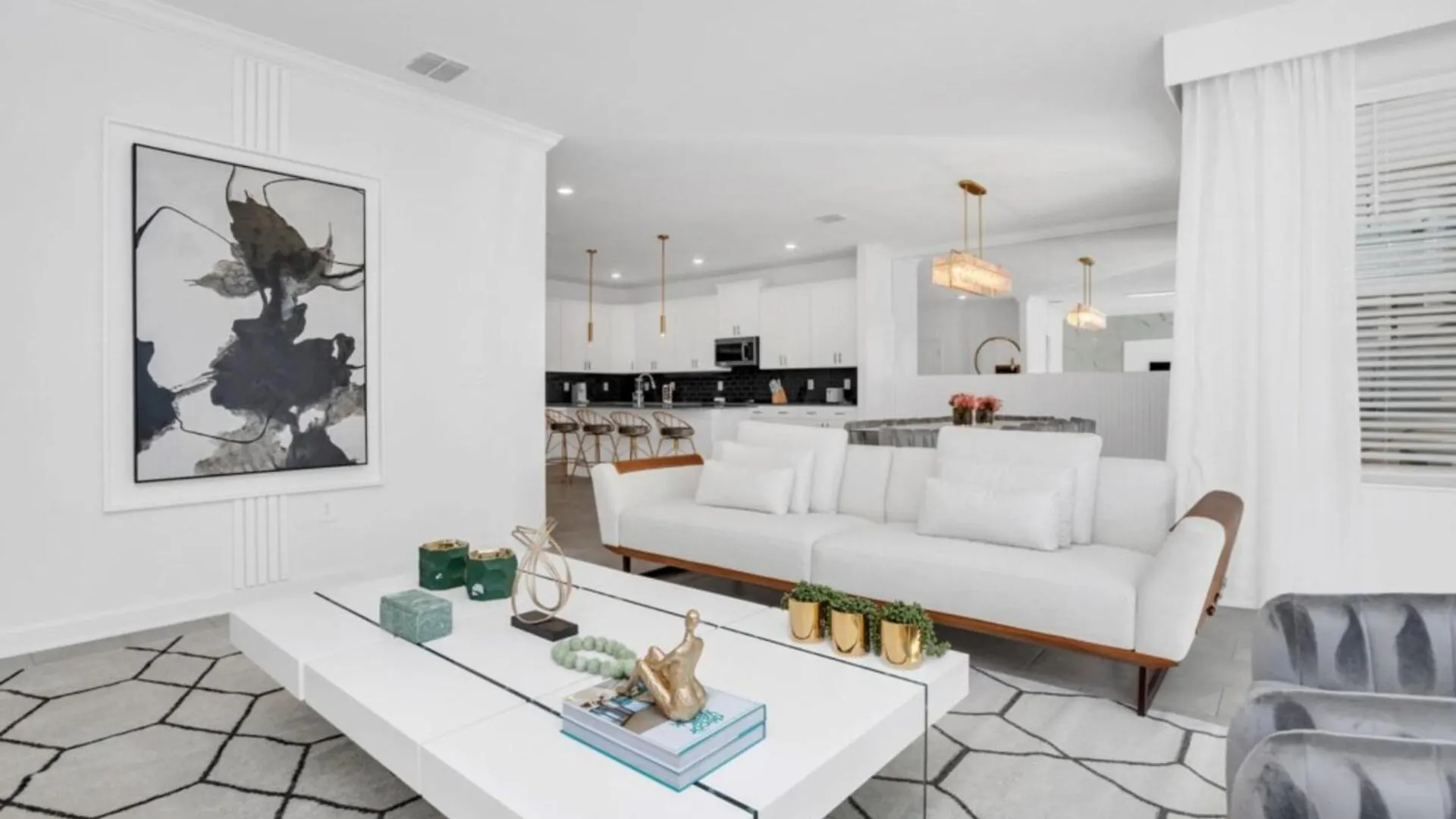 Private Oasis: 6 Bedroom Retreat 6327 Villa