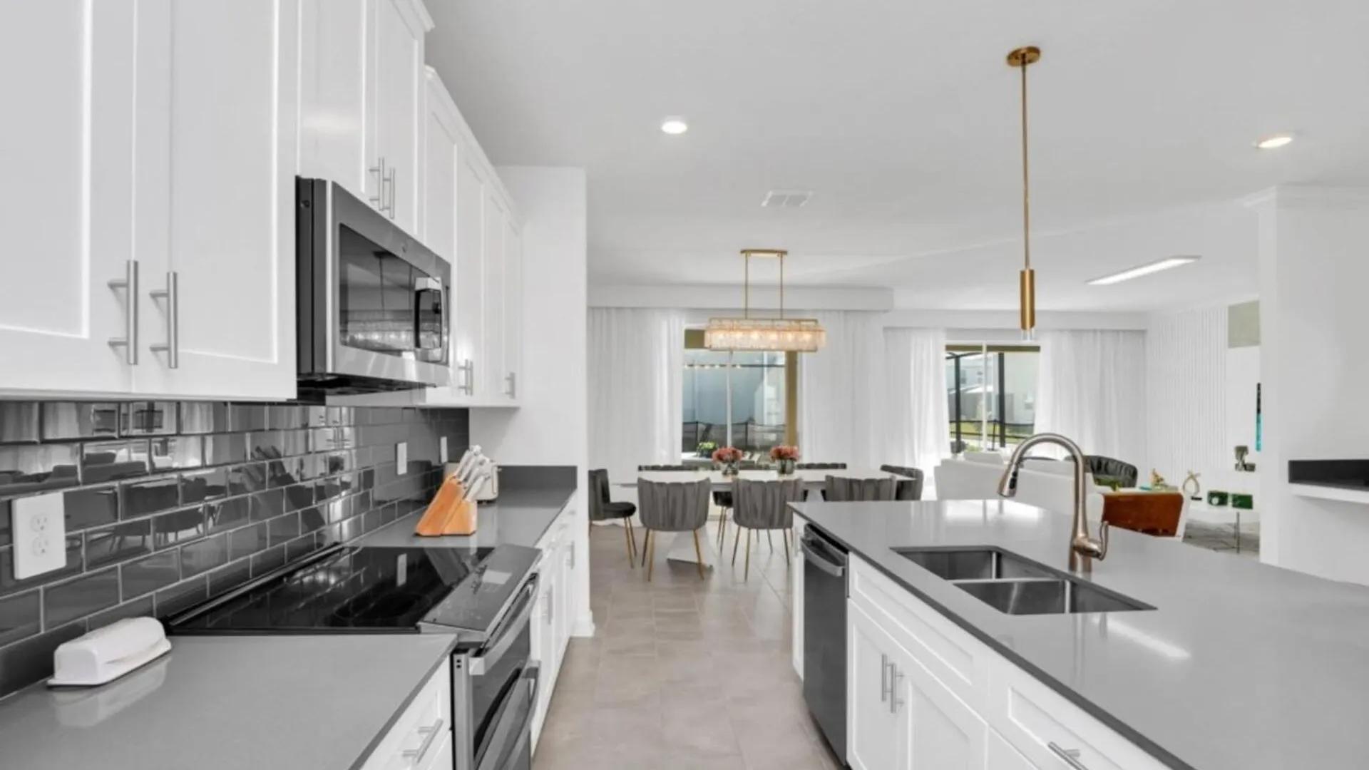 Villa Private Oasis: 6 Bedroom Retreat 6327 Kissimmee