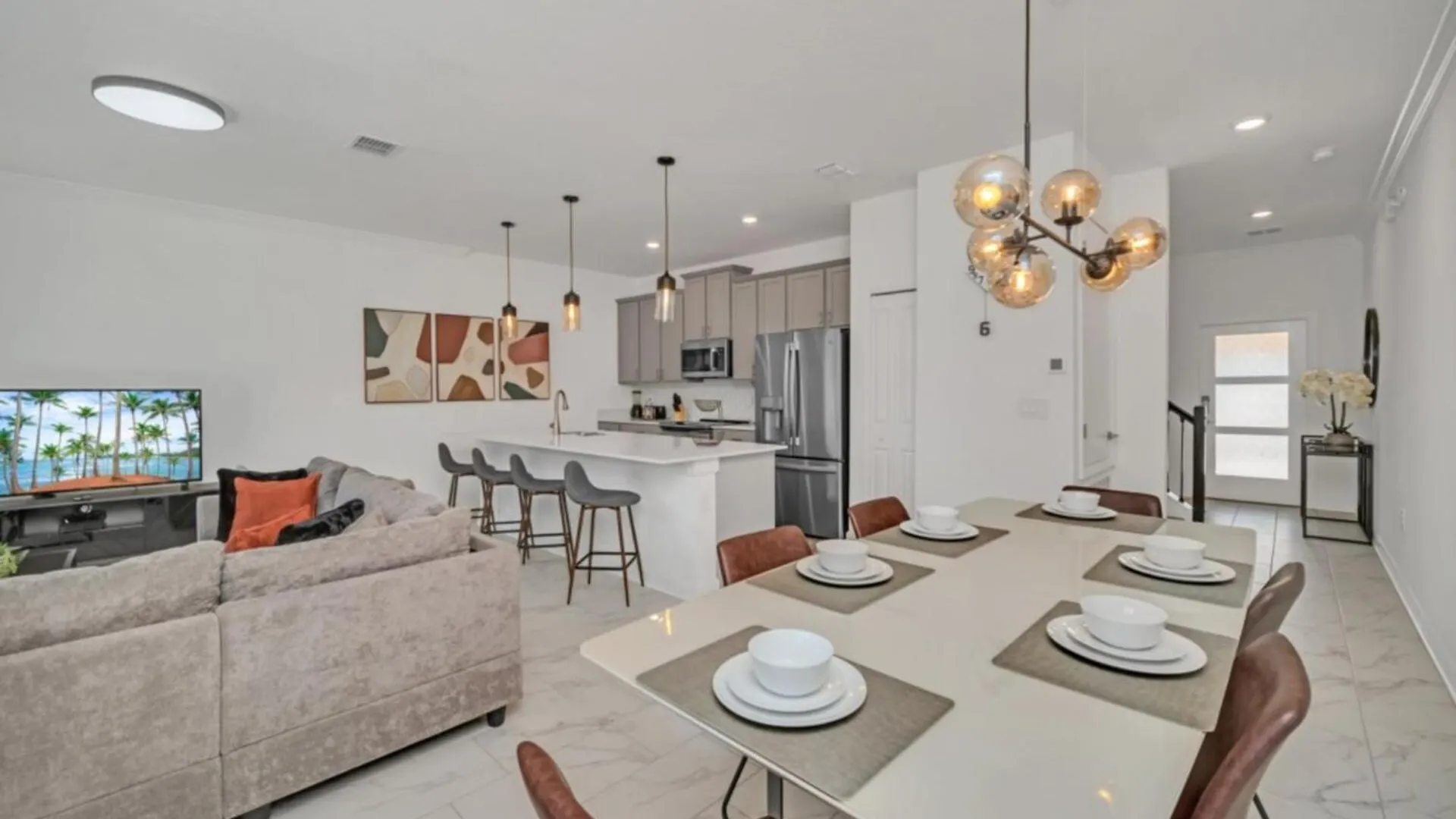 Cozy 4 Bedroom Urban Oasis 6326 Kissimmee