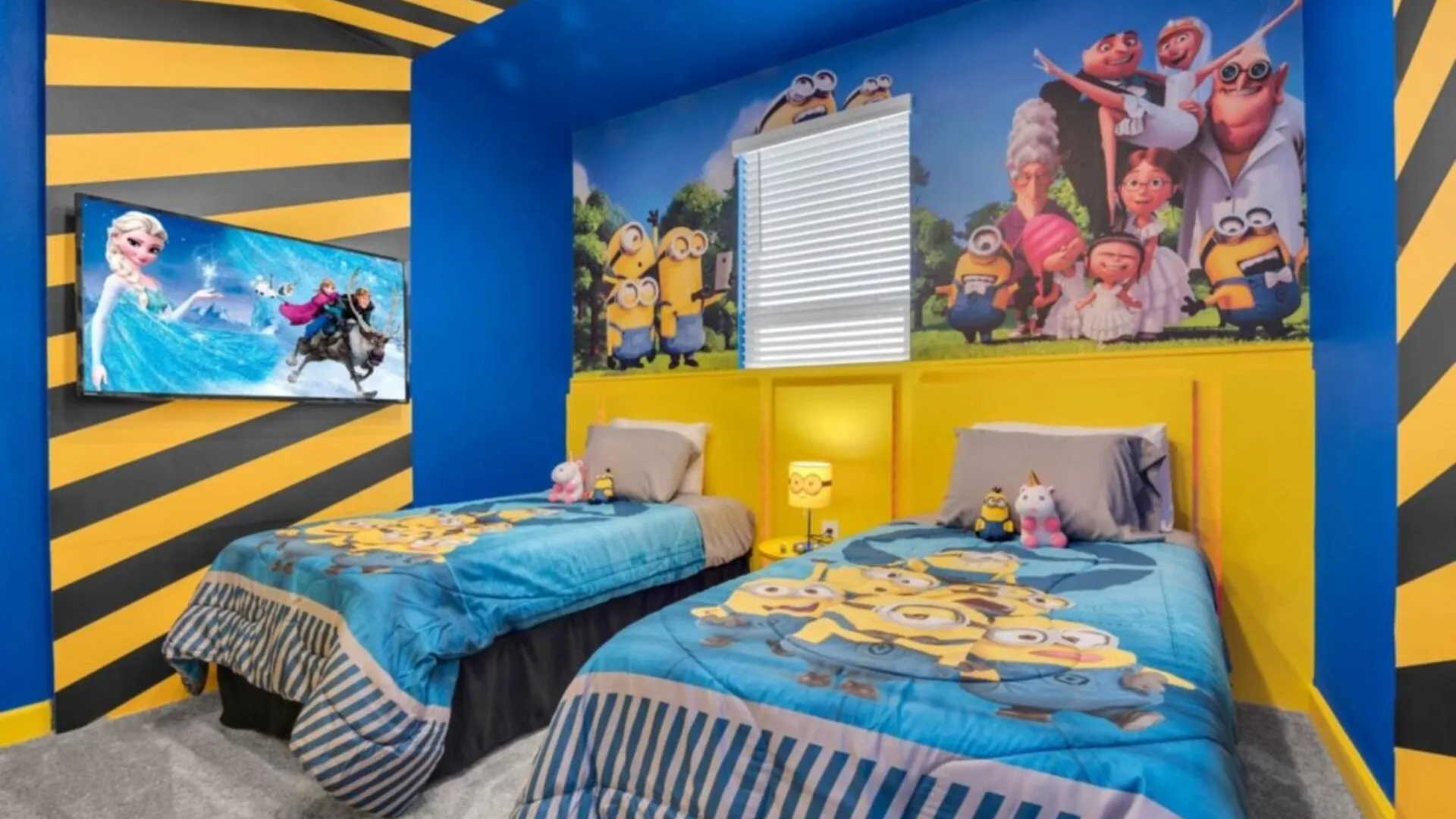 Private Oasis: 6 Bedroom Retreat 6327 Kissimmee