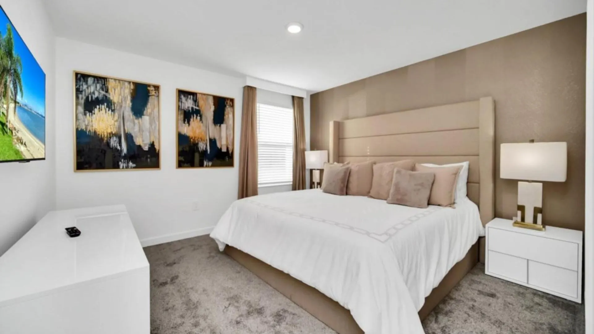 Family-friendly With 9 Bedrooms 6317