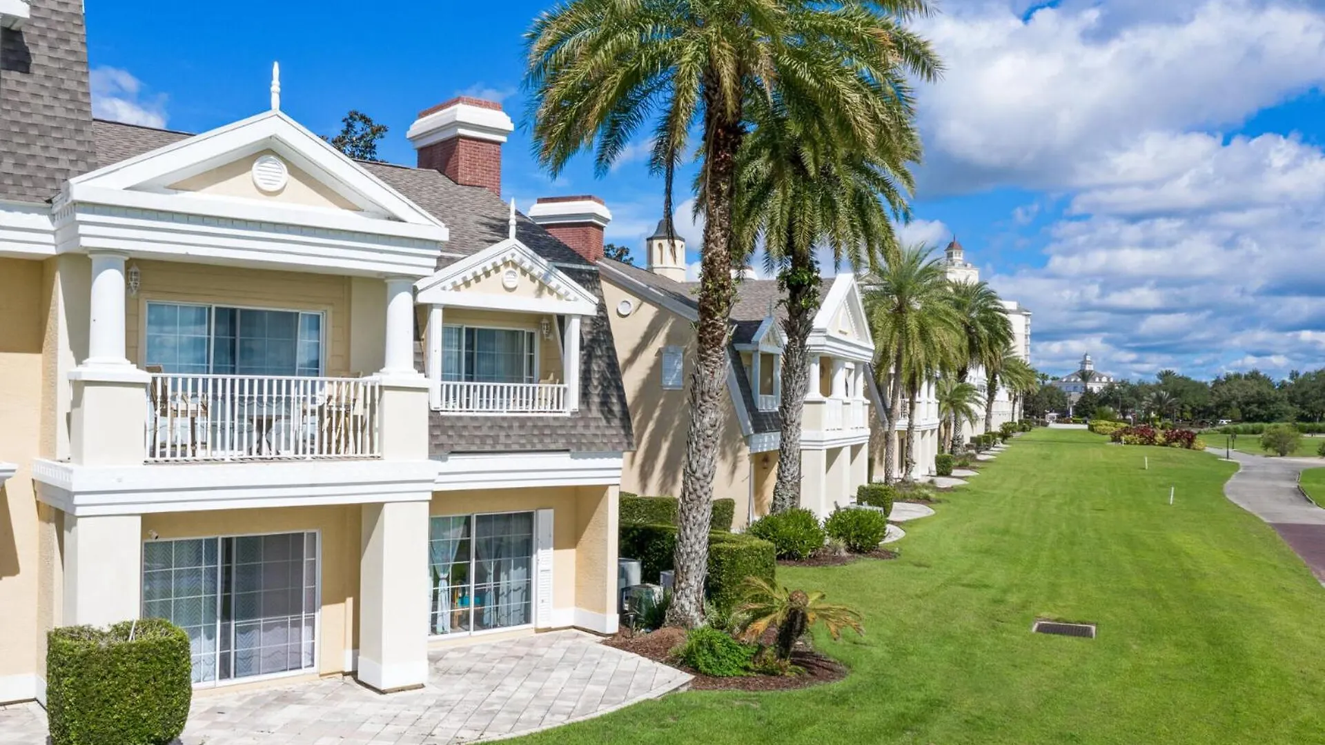 Luxury Townhome On Reunion And Orlando Townhome 5790